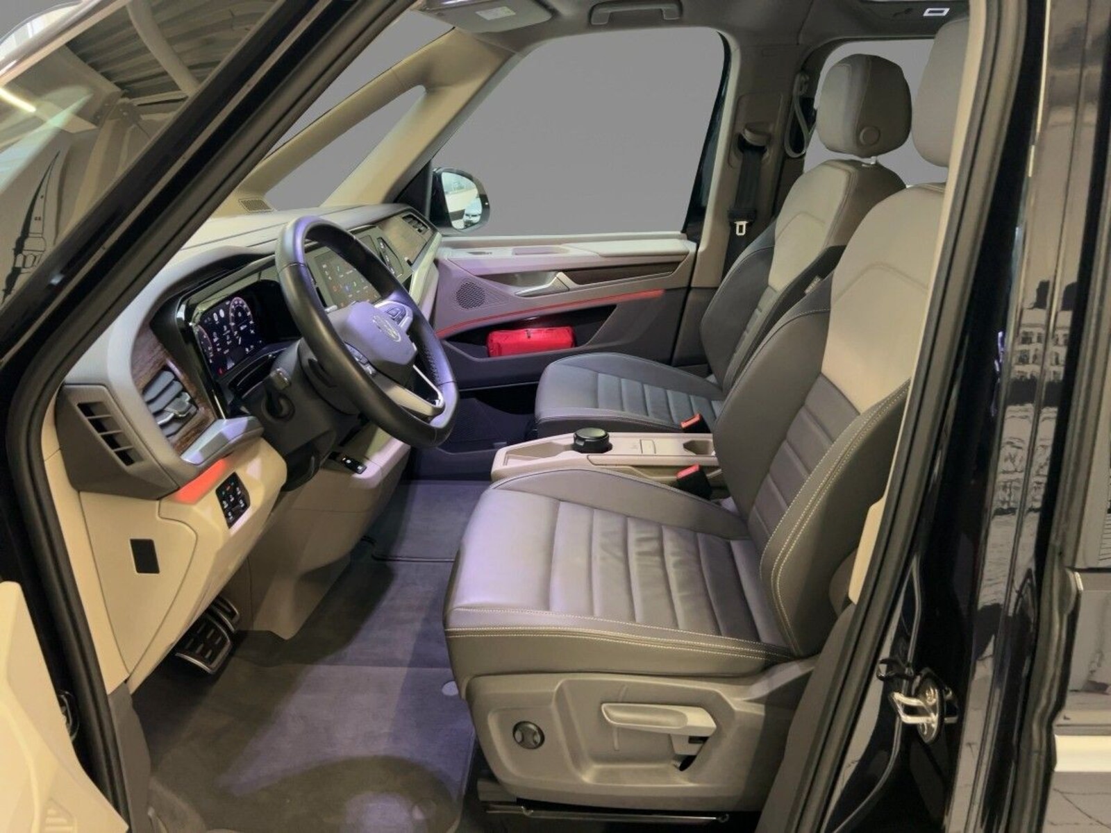 Volkswagen Multivan Langversion – Bild 6