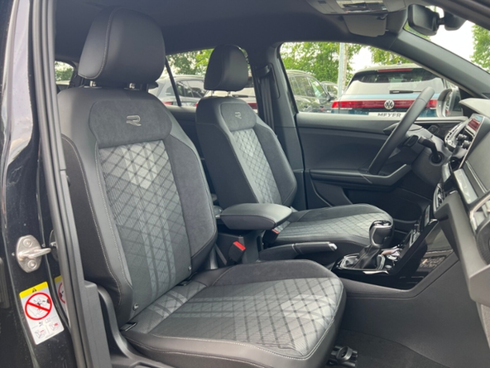 Volkswagen T-Cross – Bild 8