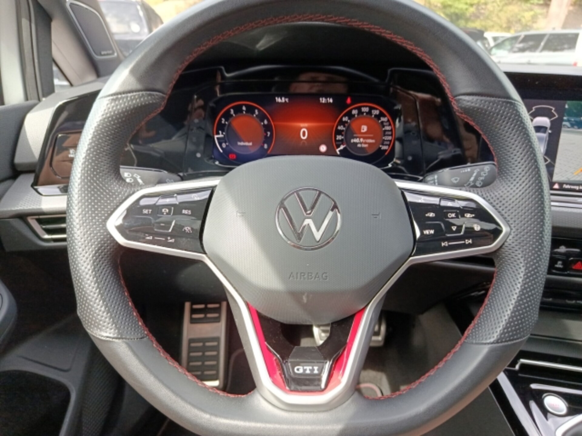 Volkswagen Golf GTI