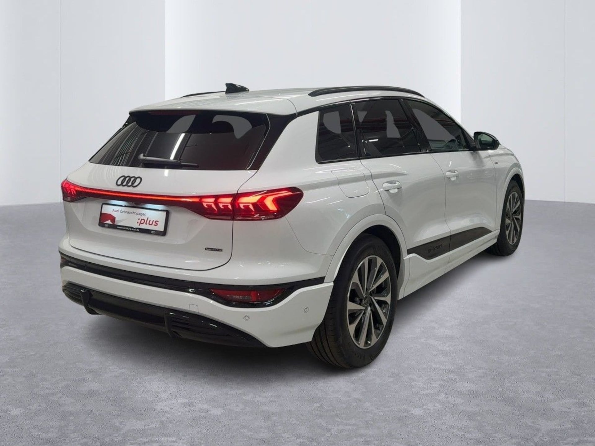 Audi Q6 SUV e-tron