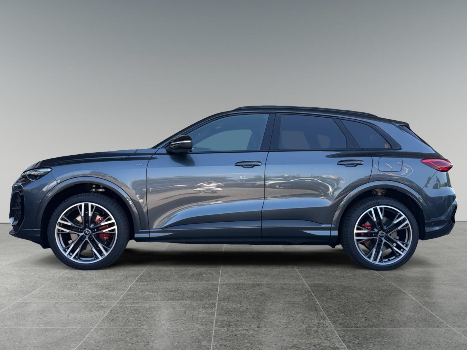 Audi Q5 SUV e-hybrid