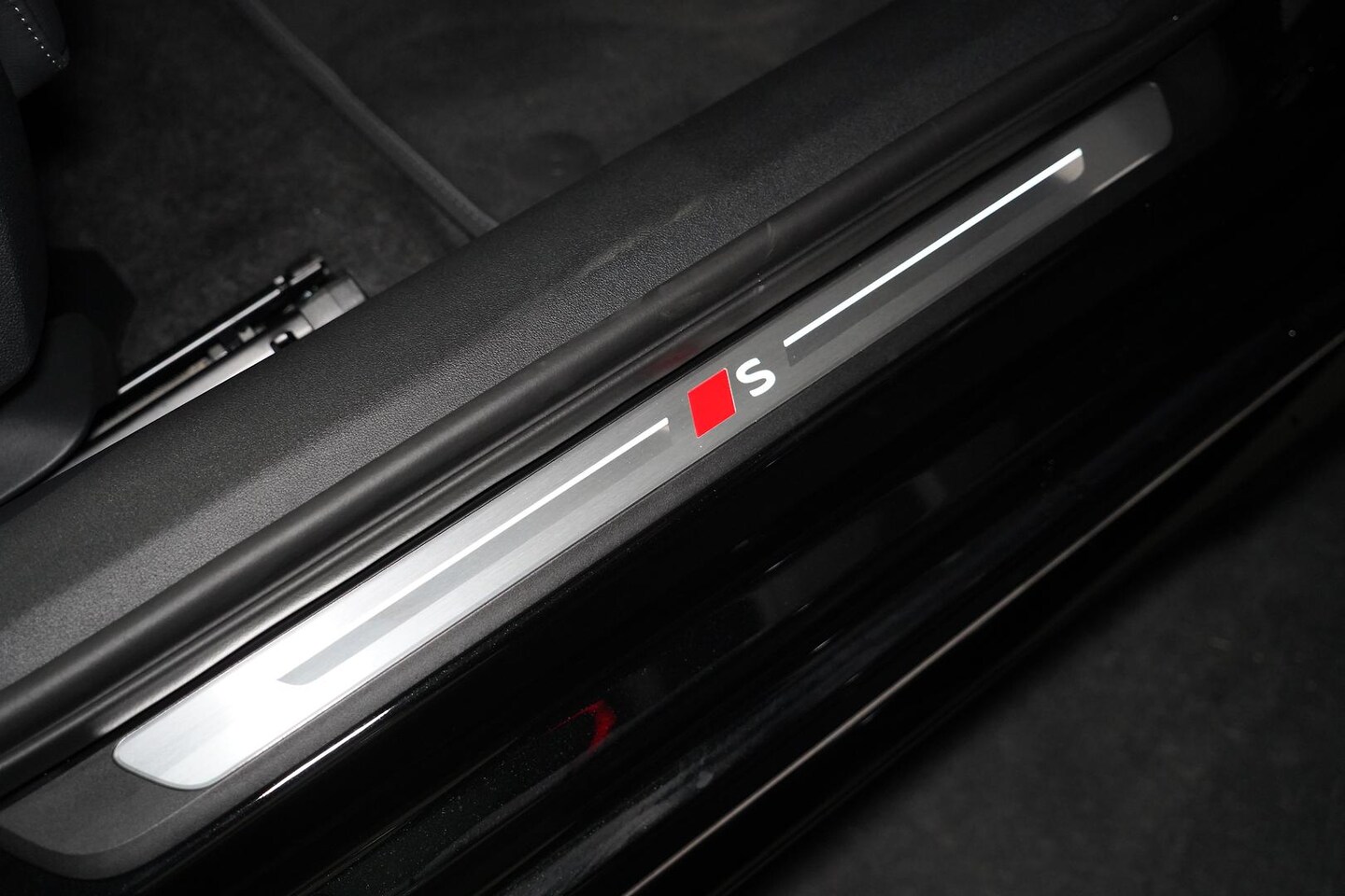 Image about Audi A5 Sedan TFSI e e-hybrid quattro 270 kW S tronic
