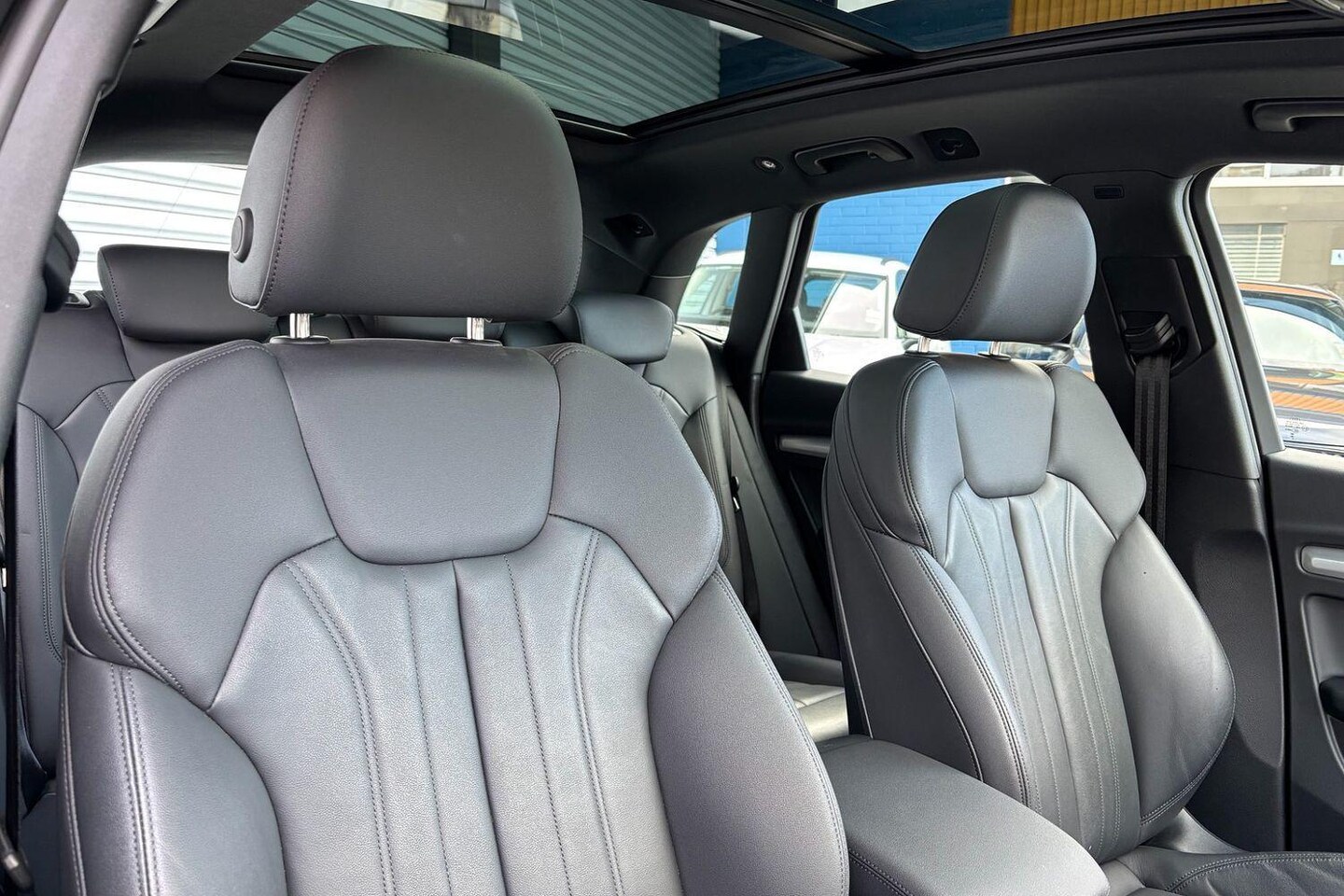 Image about Audi Q5 Sport 40 TDI quattro S tronic