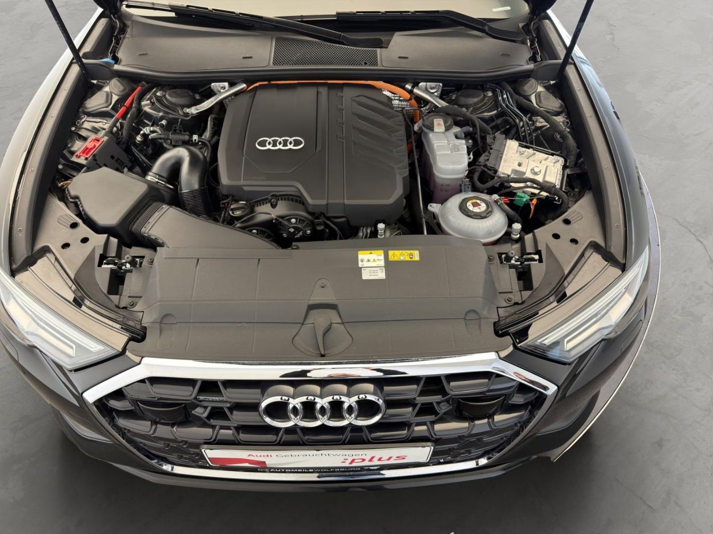 Bild über Audi A6 Avant TFSI e advanced 50 TFSI e quattro S tronic - für weitere Informationen kontaktieren Sie den Audi Partner
