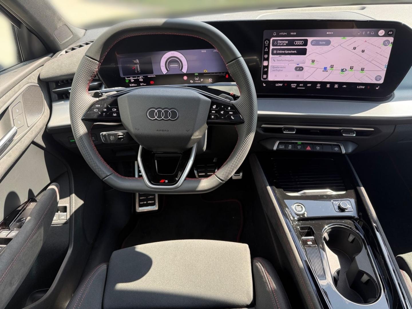Bild über Audi Q3 Sportback e-hybrid e-hybrid 200 kW S tronic - für weitere Informationen kontaktieren Sie den Audi Partner