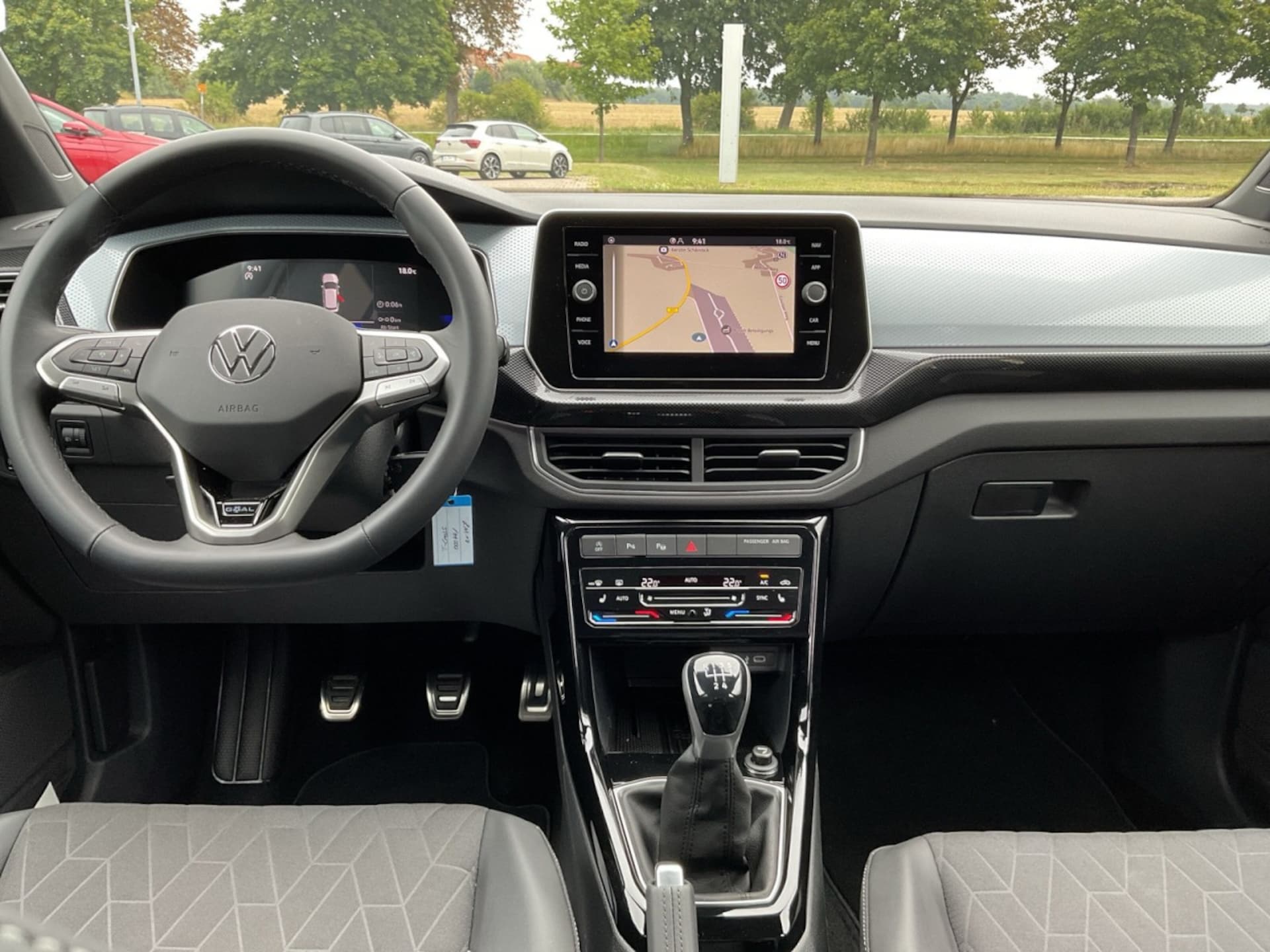 Volkswagen T-Cross Life