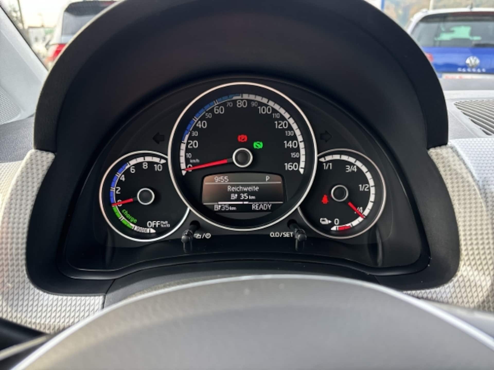 Volkswagen up! cup up!