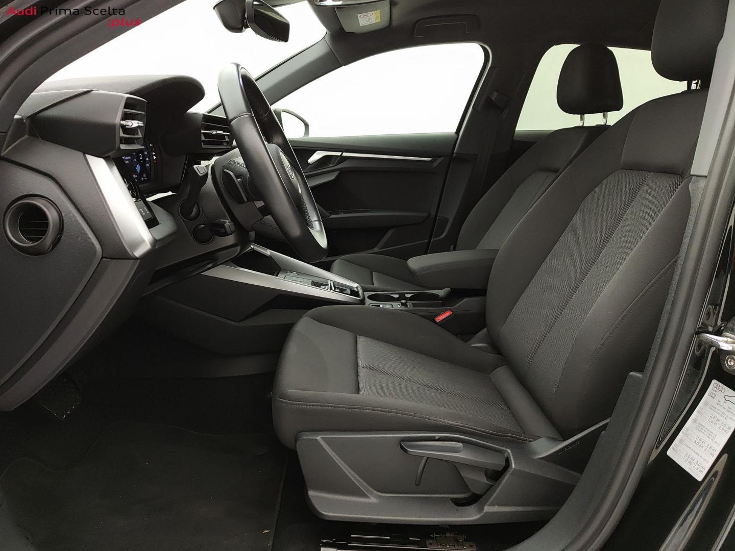 Immagine di Audi A3 Sportback TFSI e Business 40 TFSI e 150 kW (204 PS) S tronic - Vista: for more details contact your dealer
