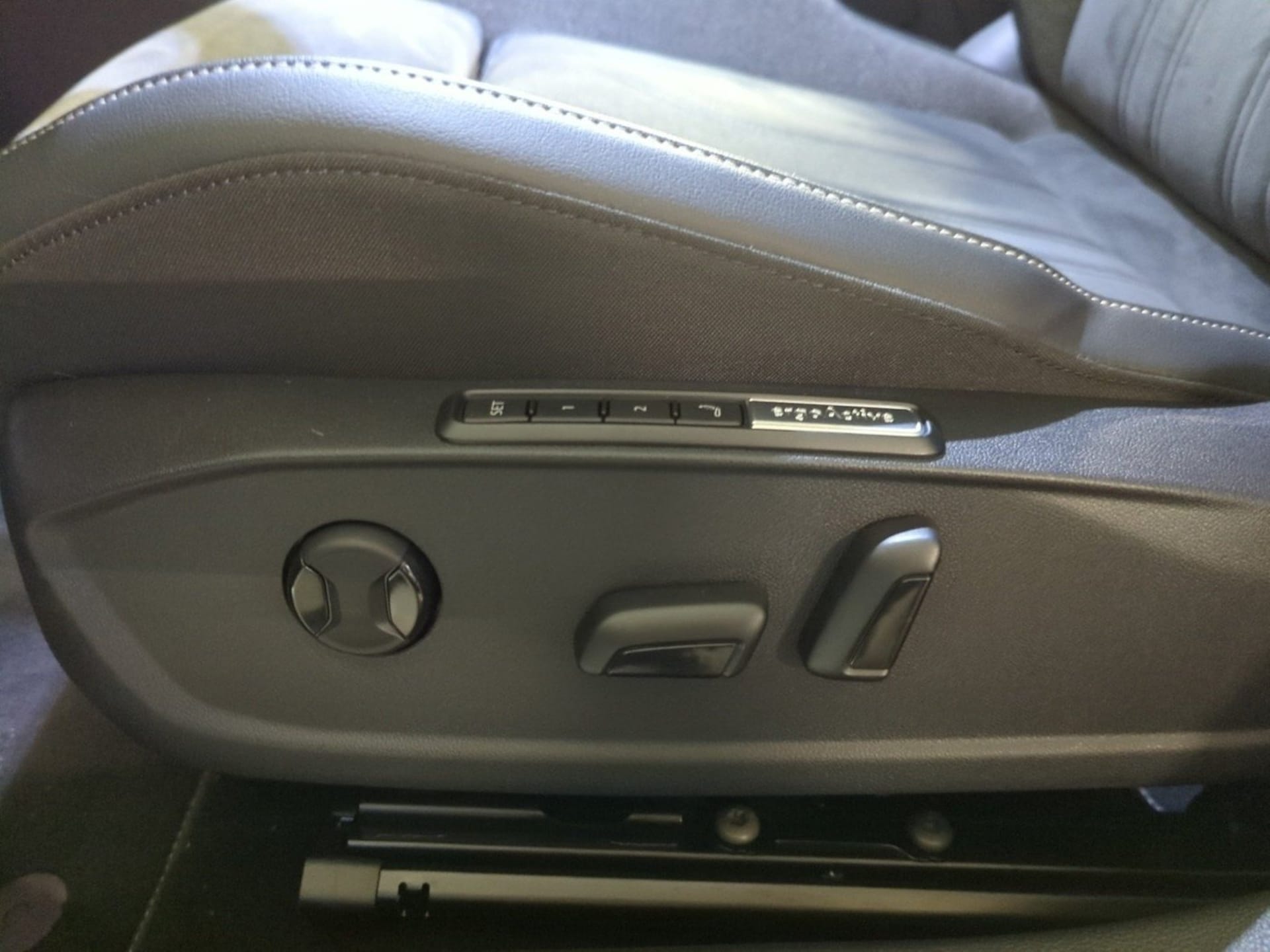 Volkswagen Golf Style