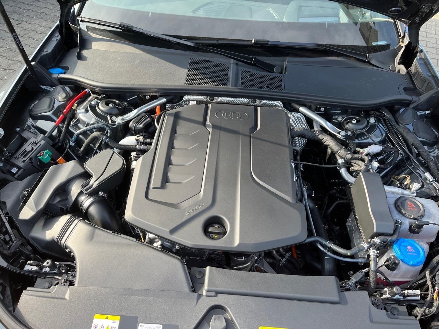 Bild über Audi A6 Avant e-hybrid e-hybrid quattro 270 kW S tronic - für weitere Informationen kontaktieren Sie den Audi Partner