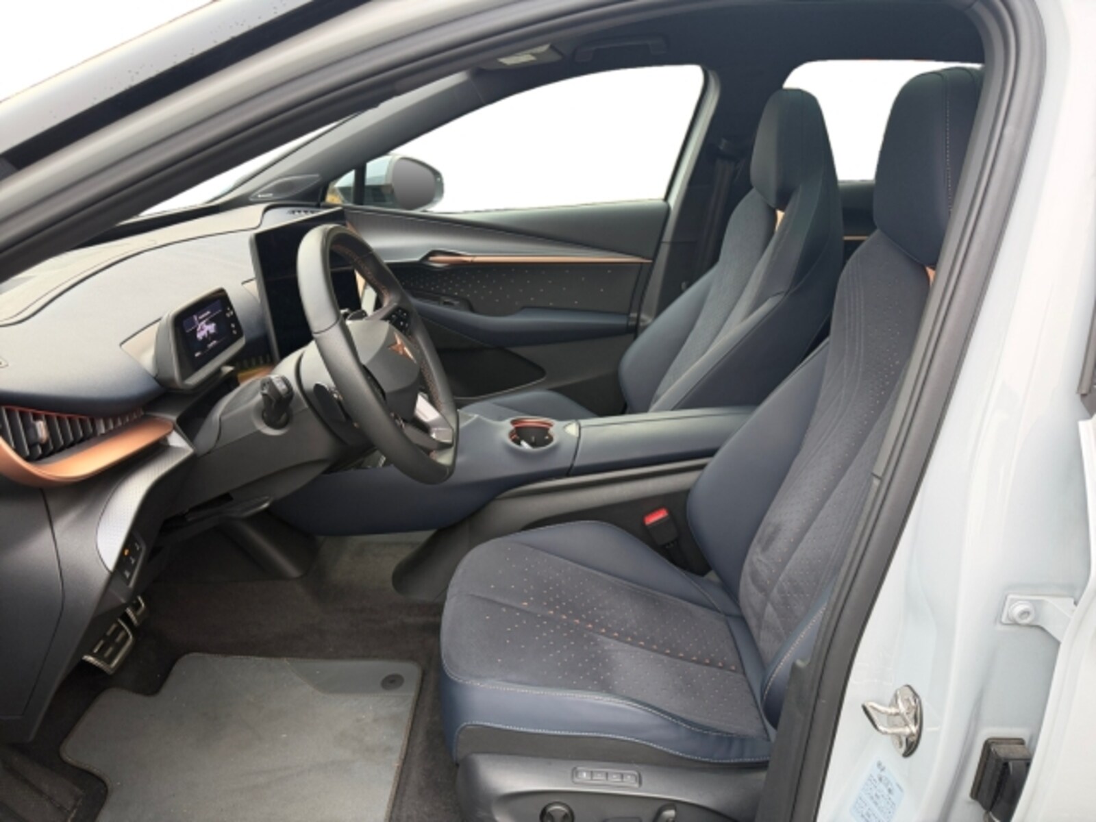 CUPRA Tavascan – Bild 10
