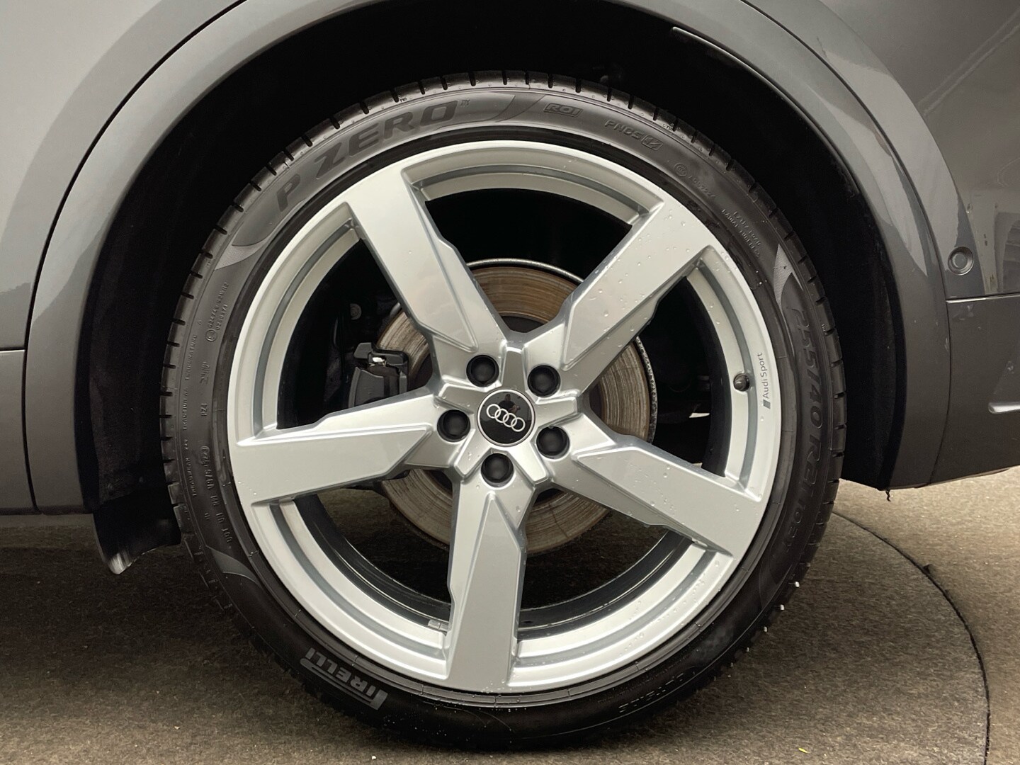 Image about Audi SQ5 TDI tiptronic