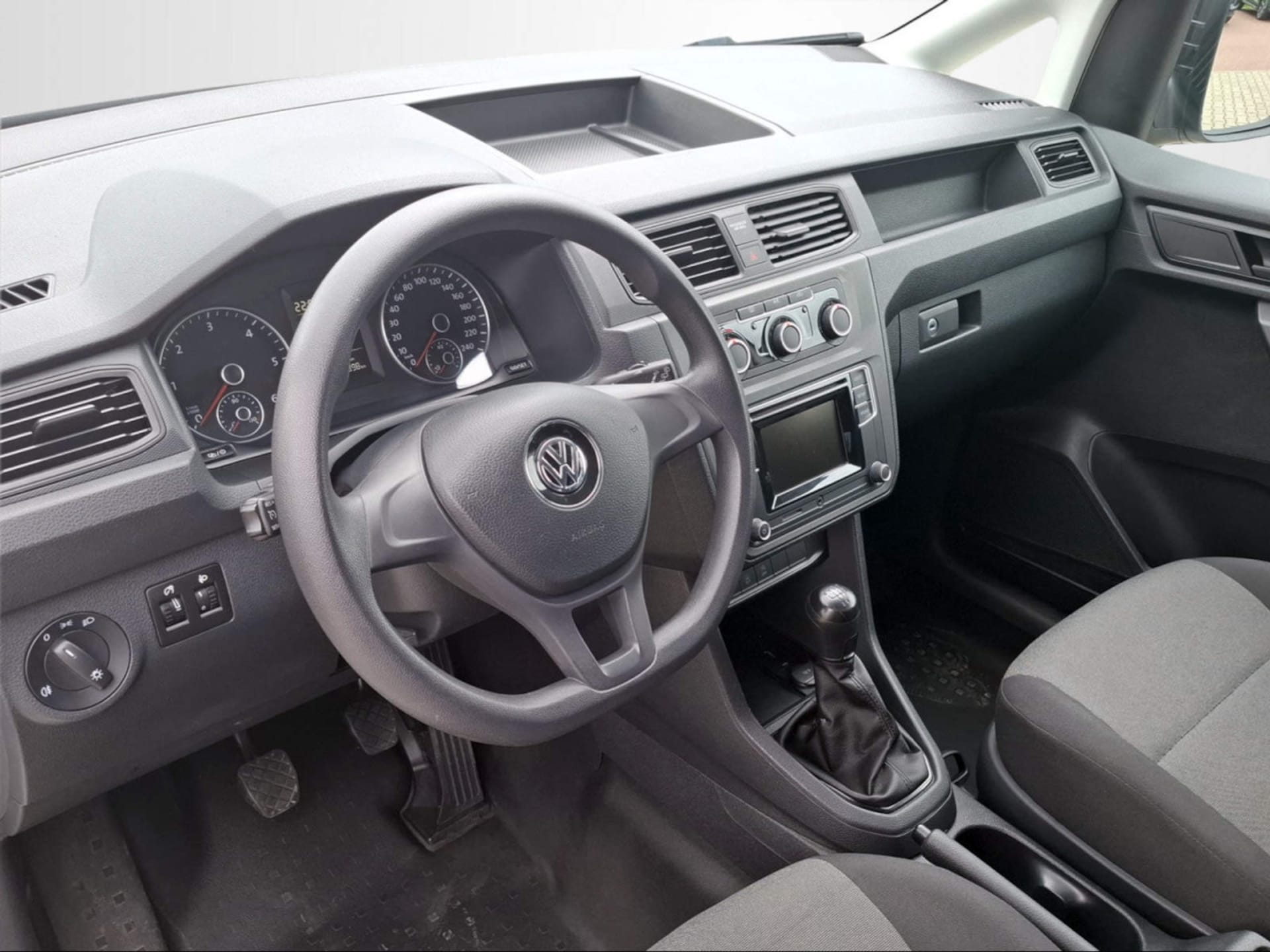 Volkswagen Caddy Kombi Basis-Modell