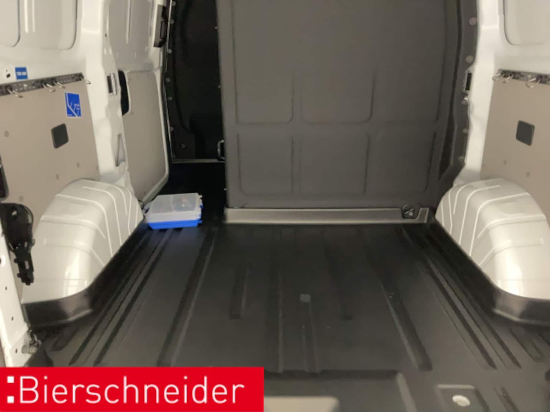 Volkswagen Transporter Kasten kurzer Radstand