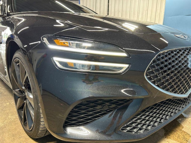 2023 Genesis G70
