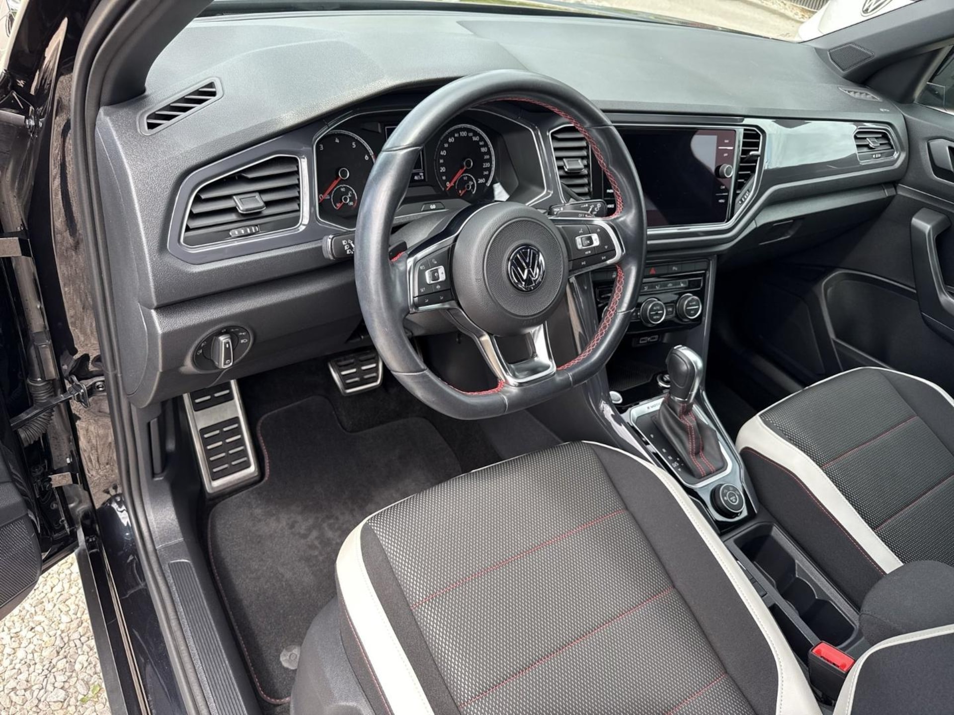 Volkswagen T-Roc Sport