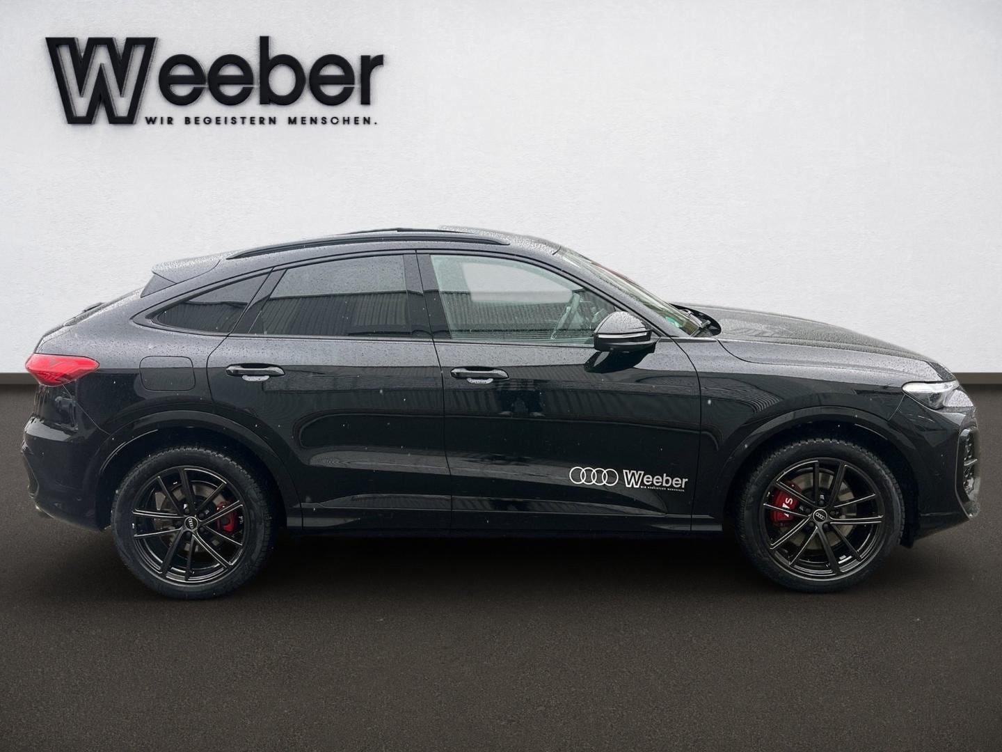 Bild über Audi SQ5 Sportback edition one mit Akzenten mythosschwarz TFSI 270 kW S tronic - für weitere Informationen kontaktieren Sie den Audi Partner