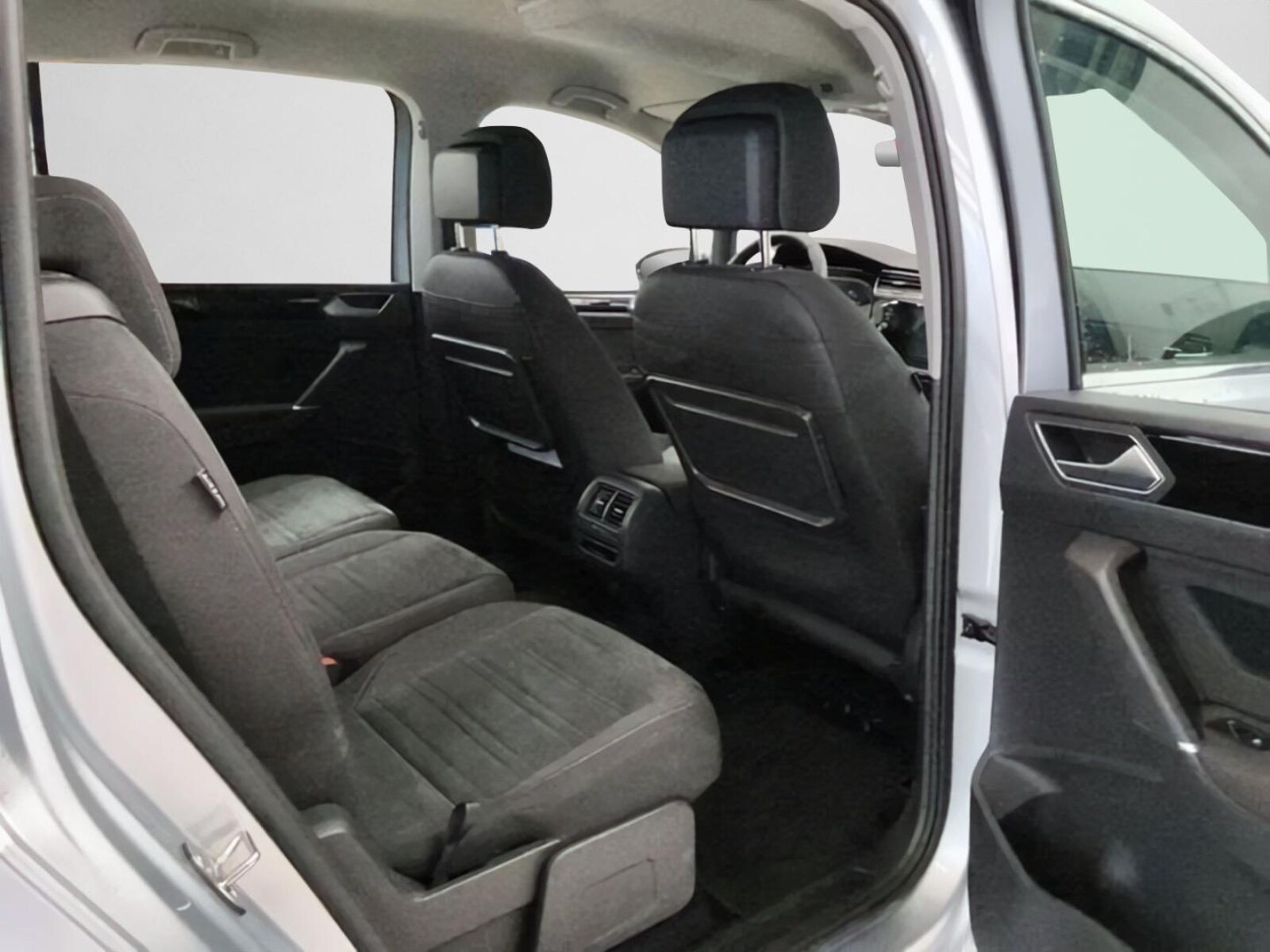 Volkswagen Touran – Bild 10