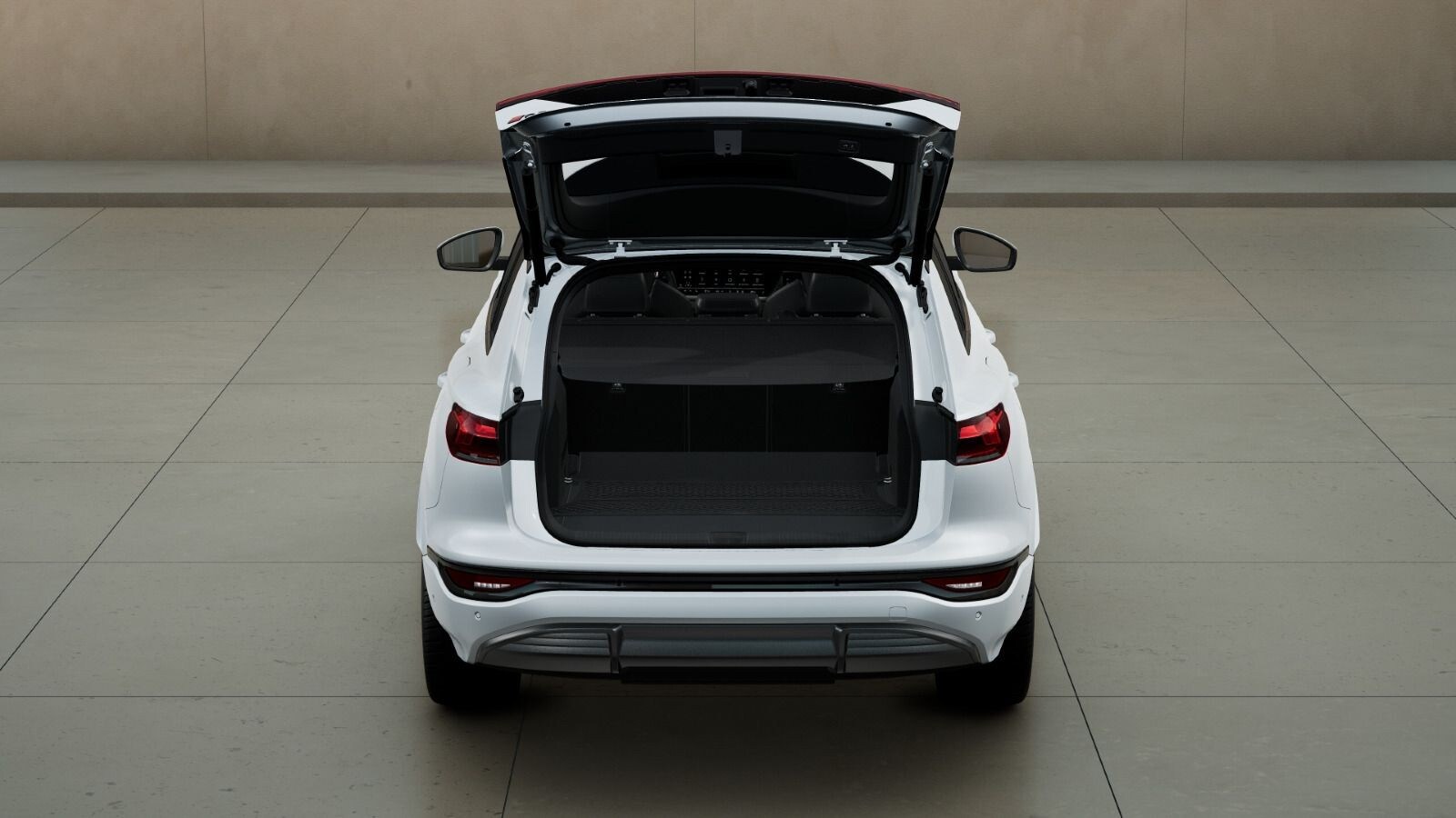 Image about Audi Q6 SUV e-tron e-tron quattro
