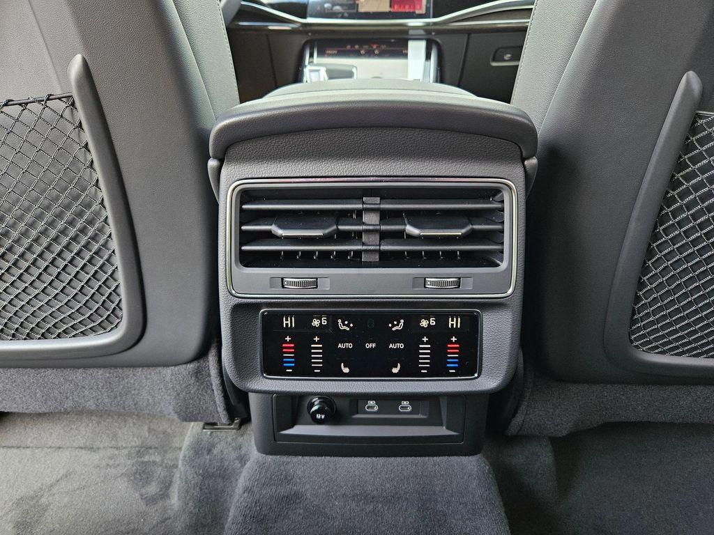 2026 Audi Q7 Premium Plus - Photo 22