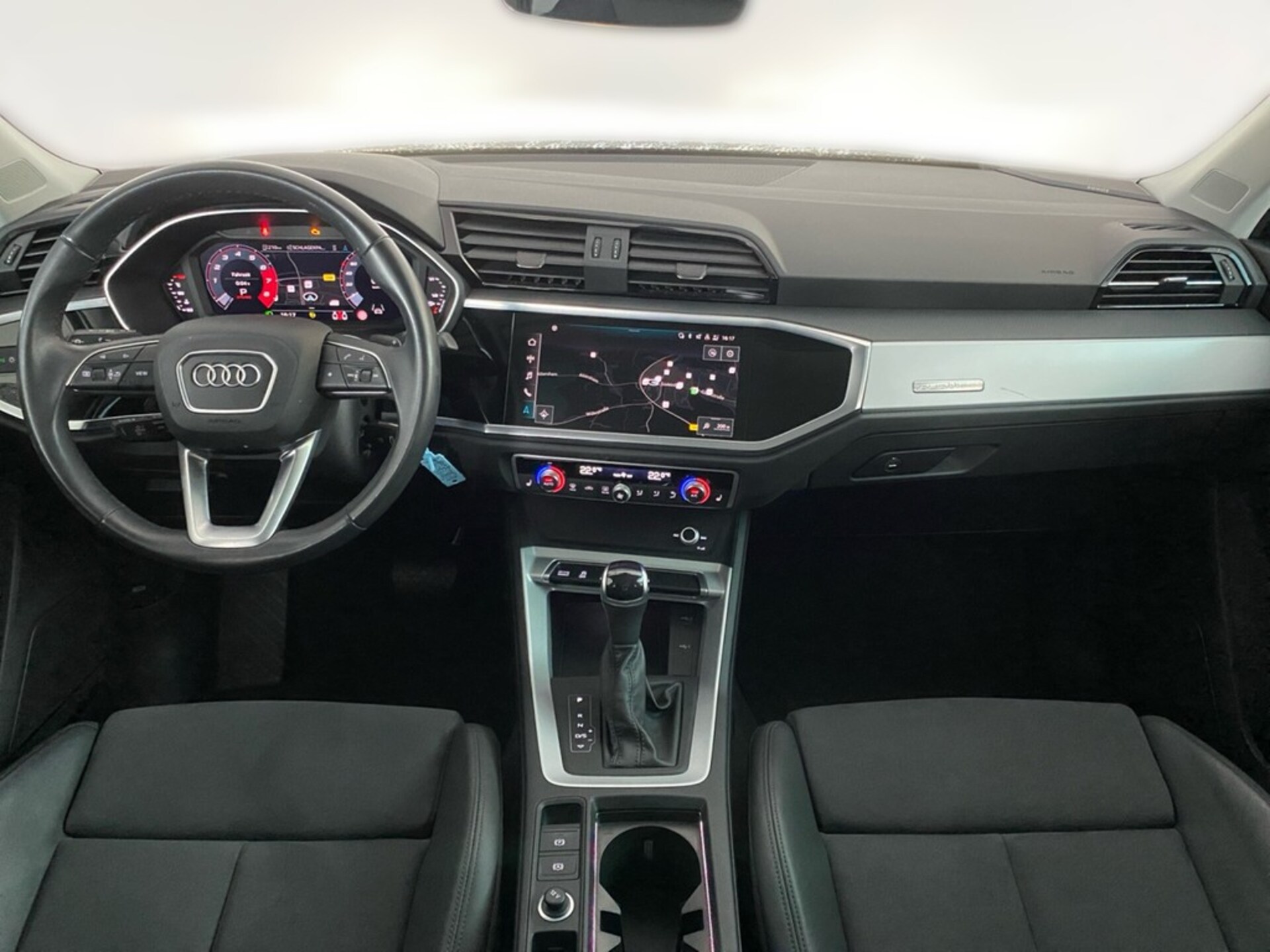 Audi Q3 Sportback S line