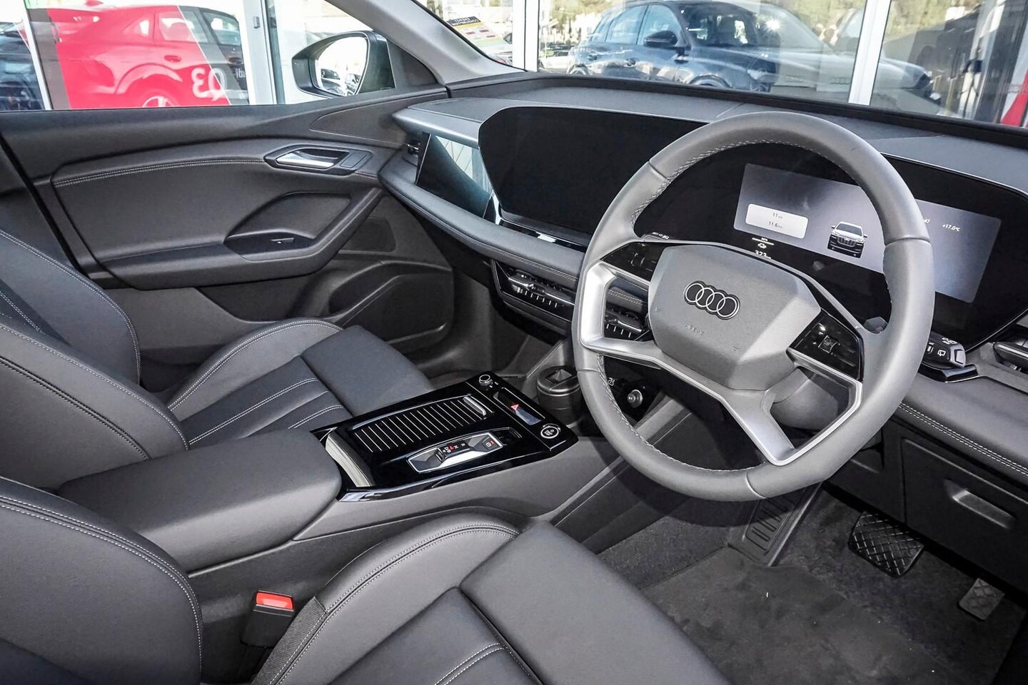 Image about Audi Q6 SUV e-tron e-tron