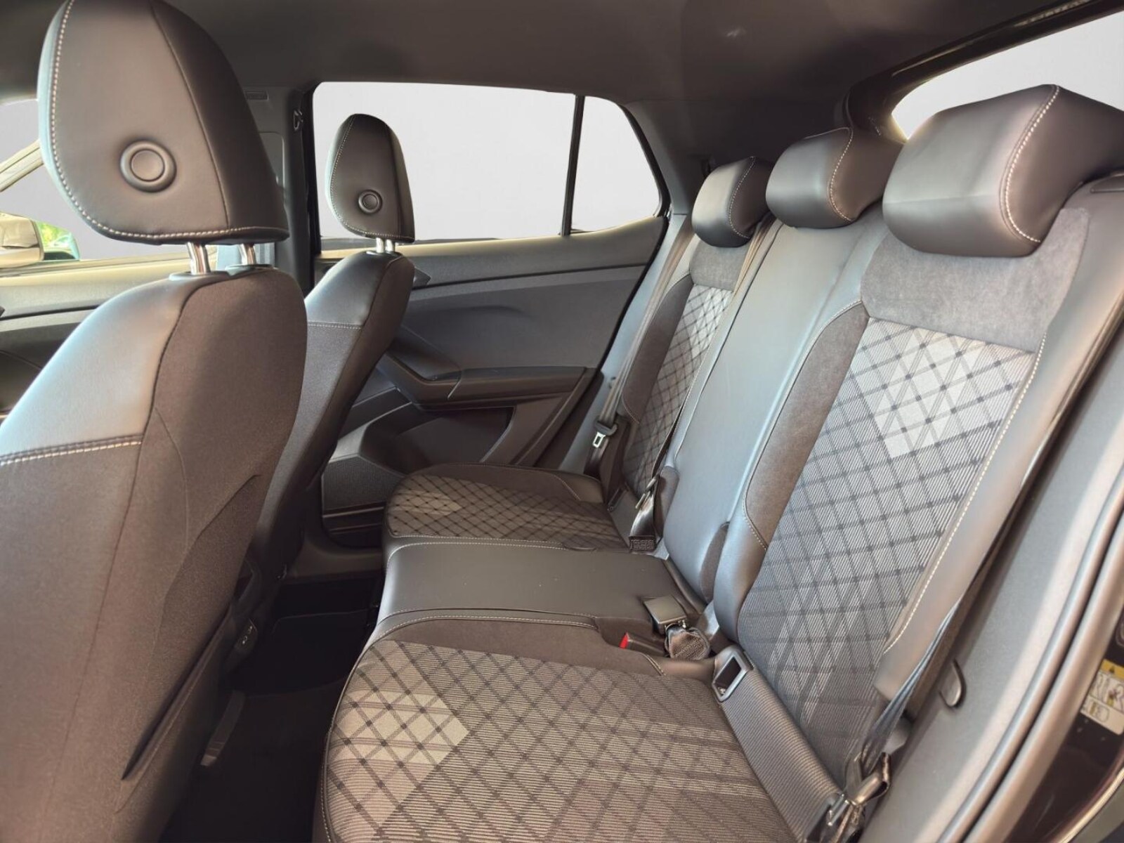Volkswagen T-Cross – Bild 14