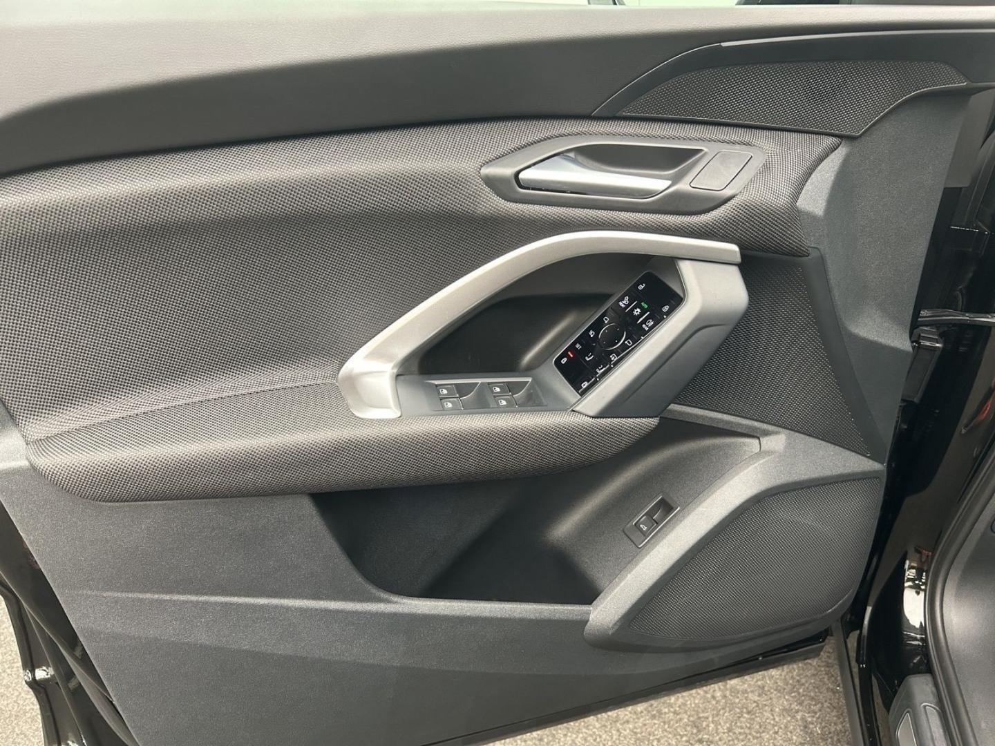 Bild über Audi Q5 Sportback TDI quattro 150 kW S tronic - für weitere Informationen kontaktieren Sie den Audi Partner
