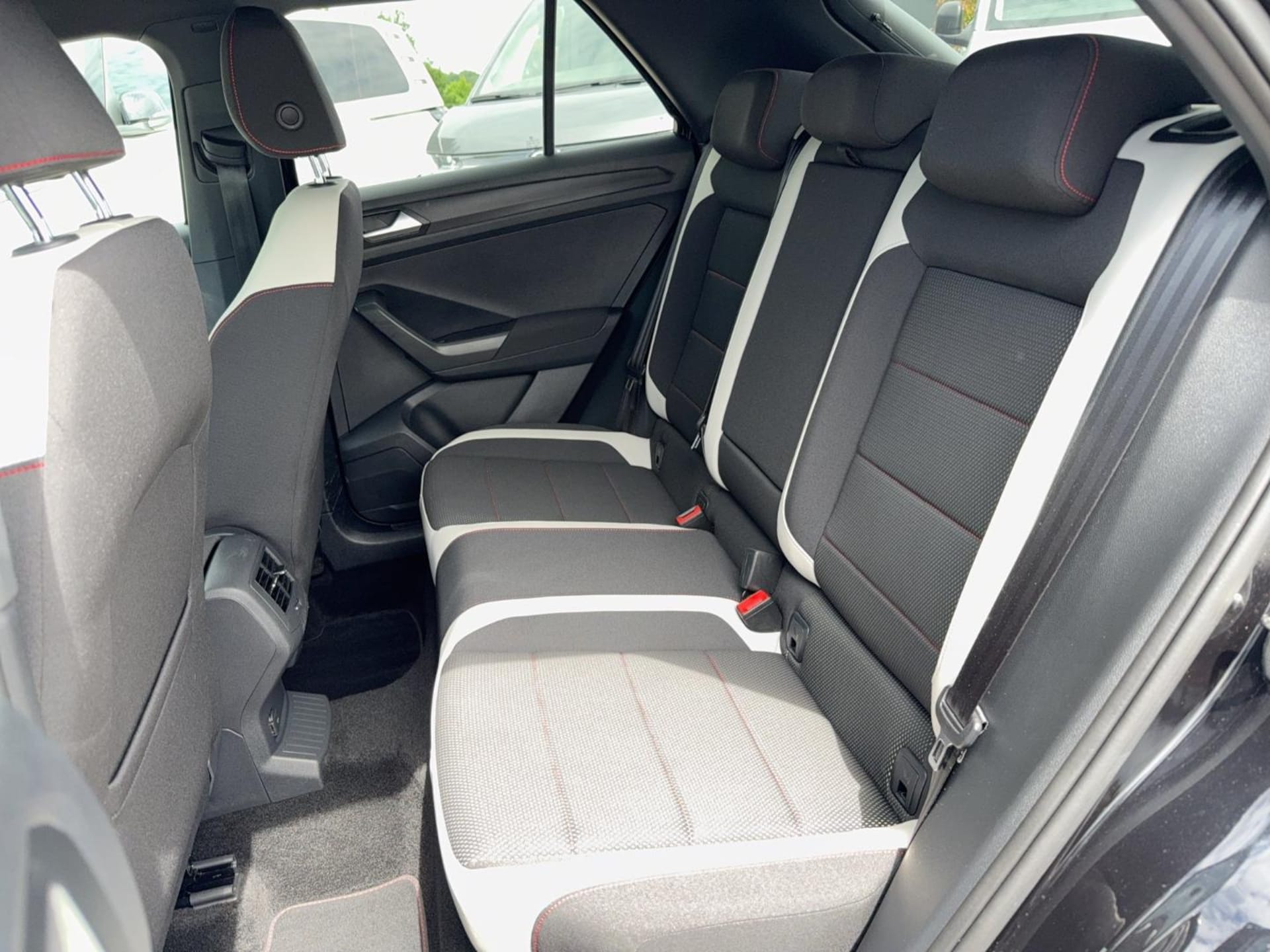Volkswagen T-Roc Sport
