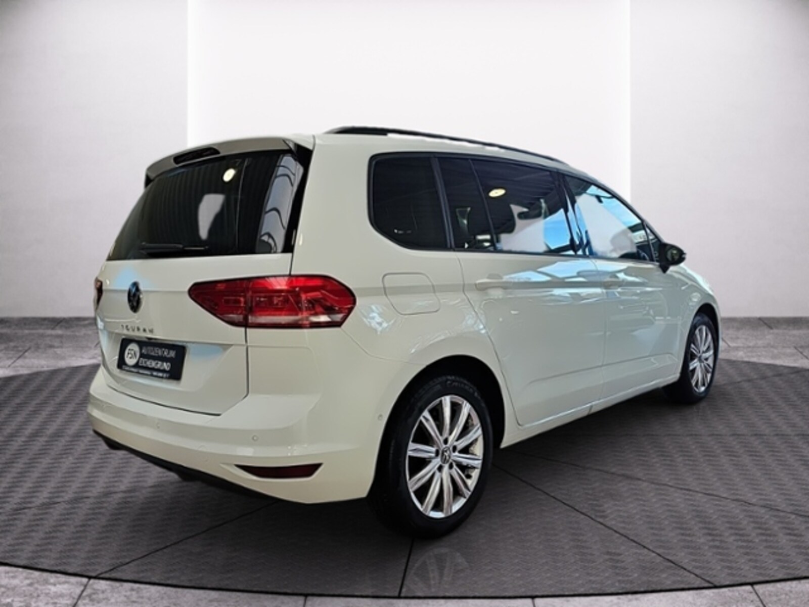 Volkswagen Touran – Bild 6
