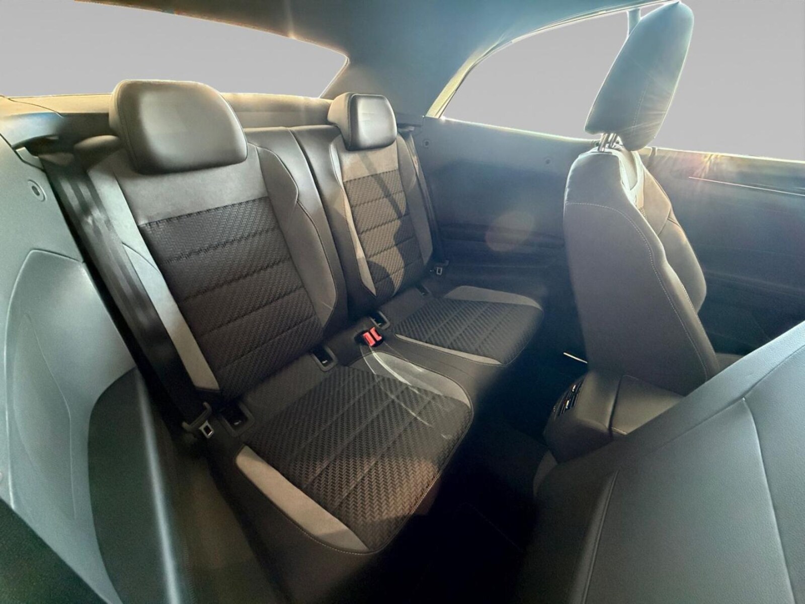 Volkswagen T-Roc Cabriolet – Bild 15