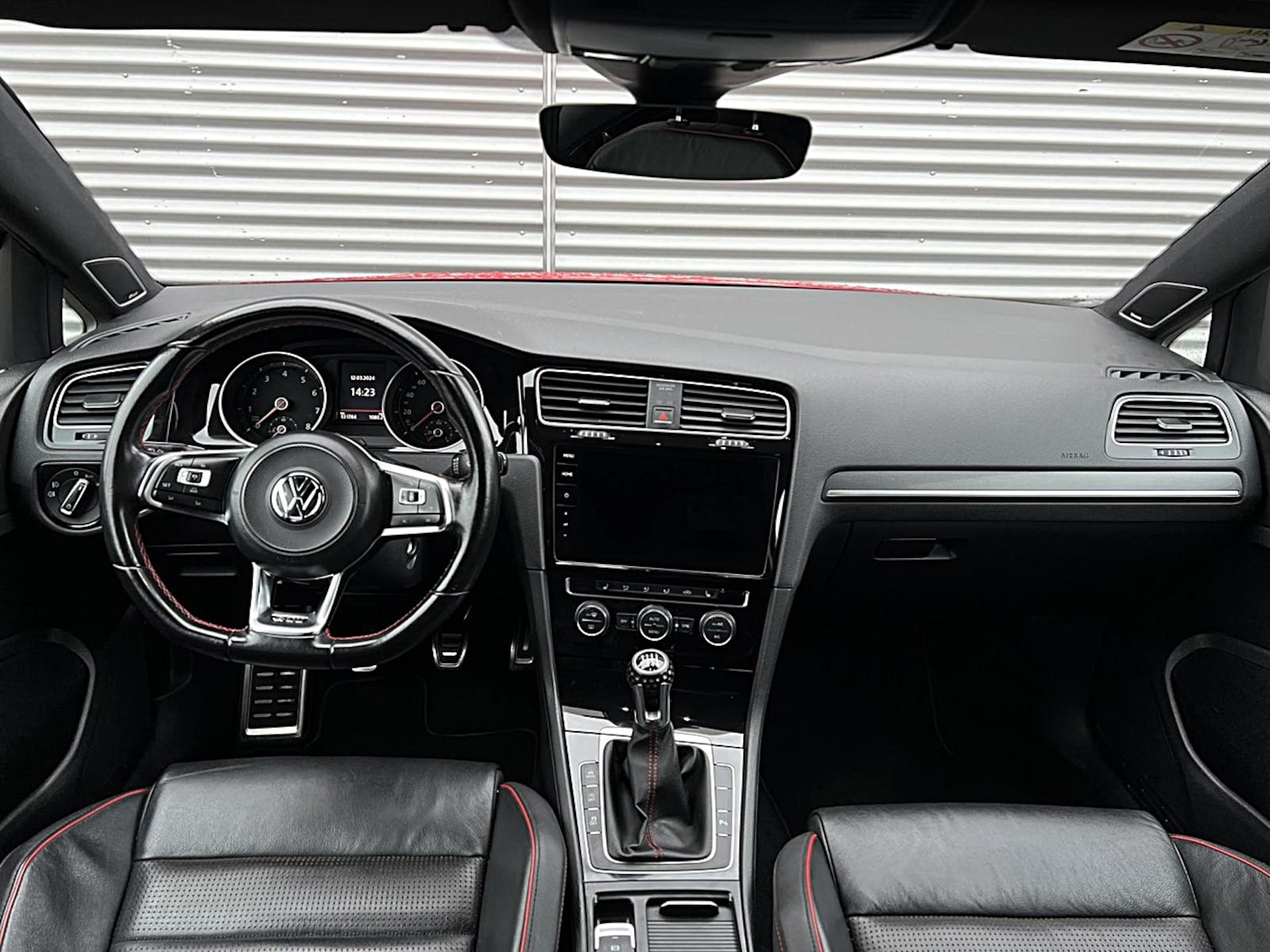 Volkswagen Golf GTI