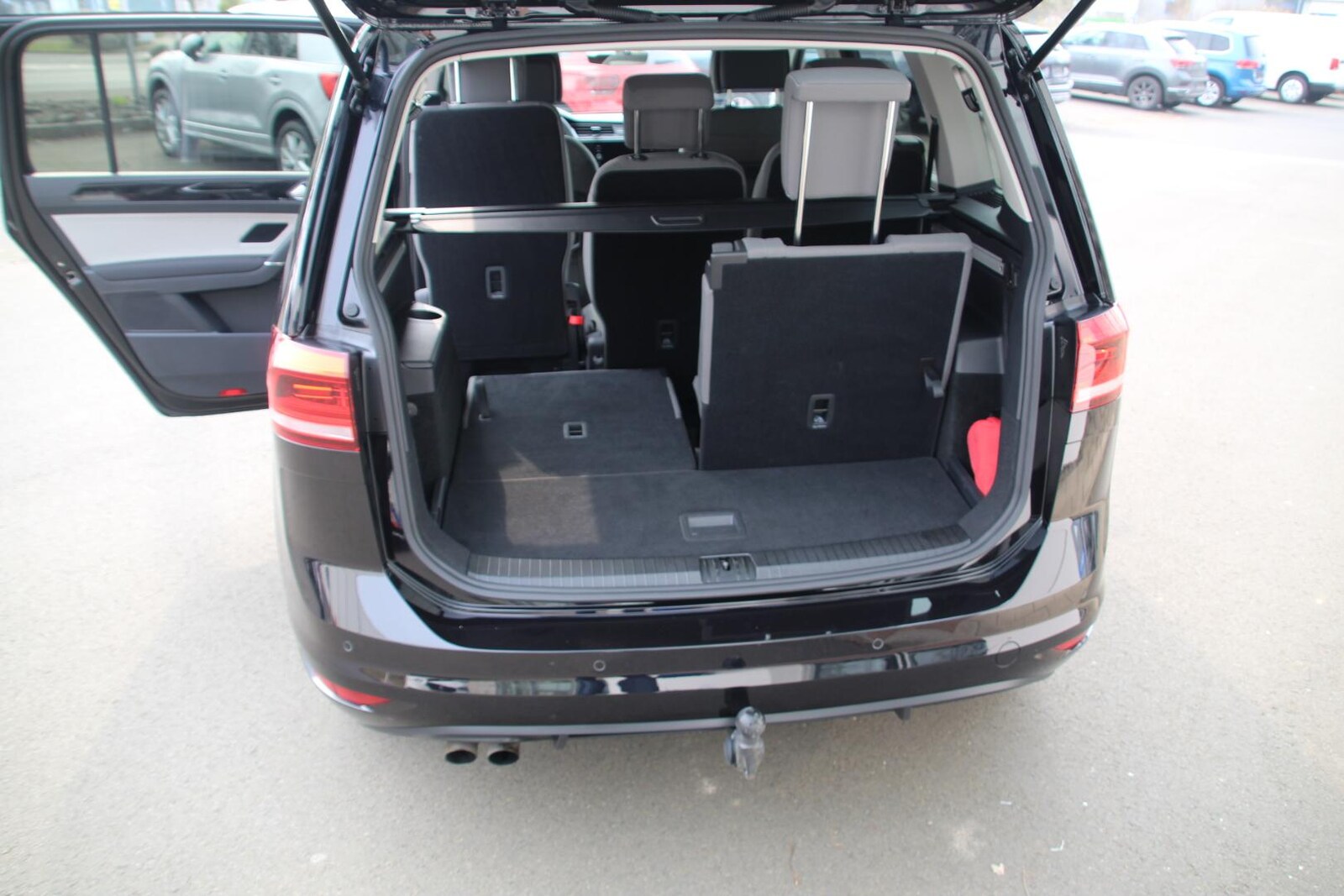 Volkswagen Touran – Bild 6