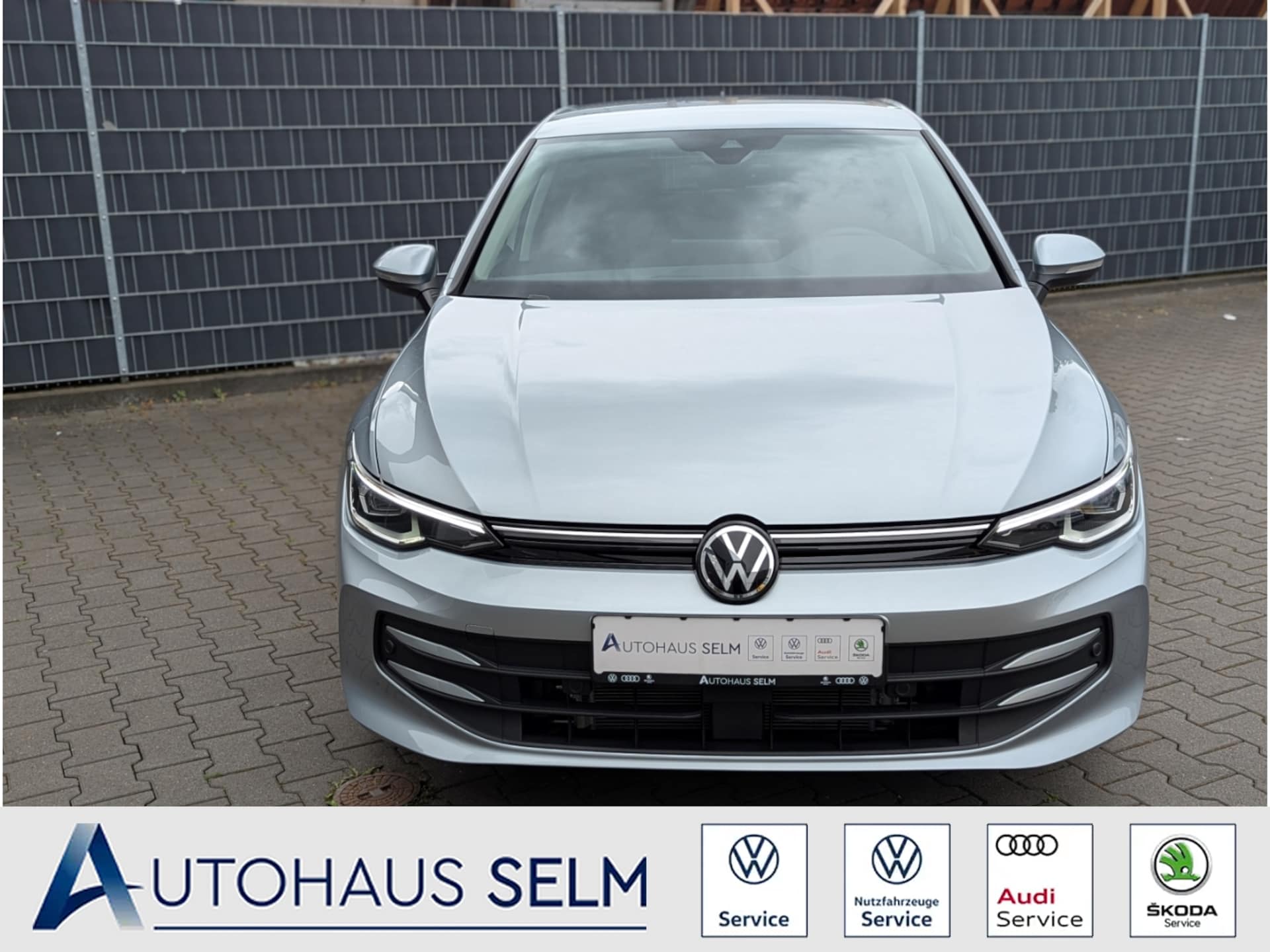 Volkswagen Golf Life