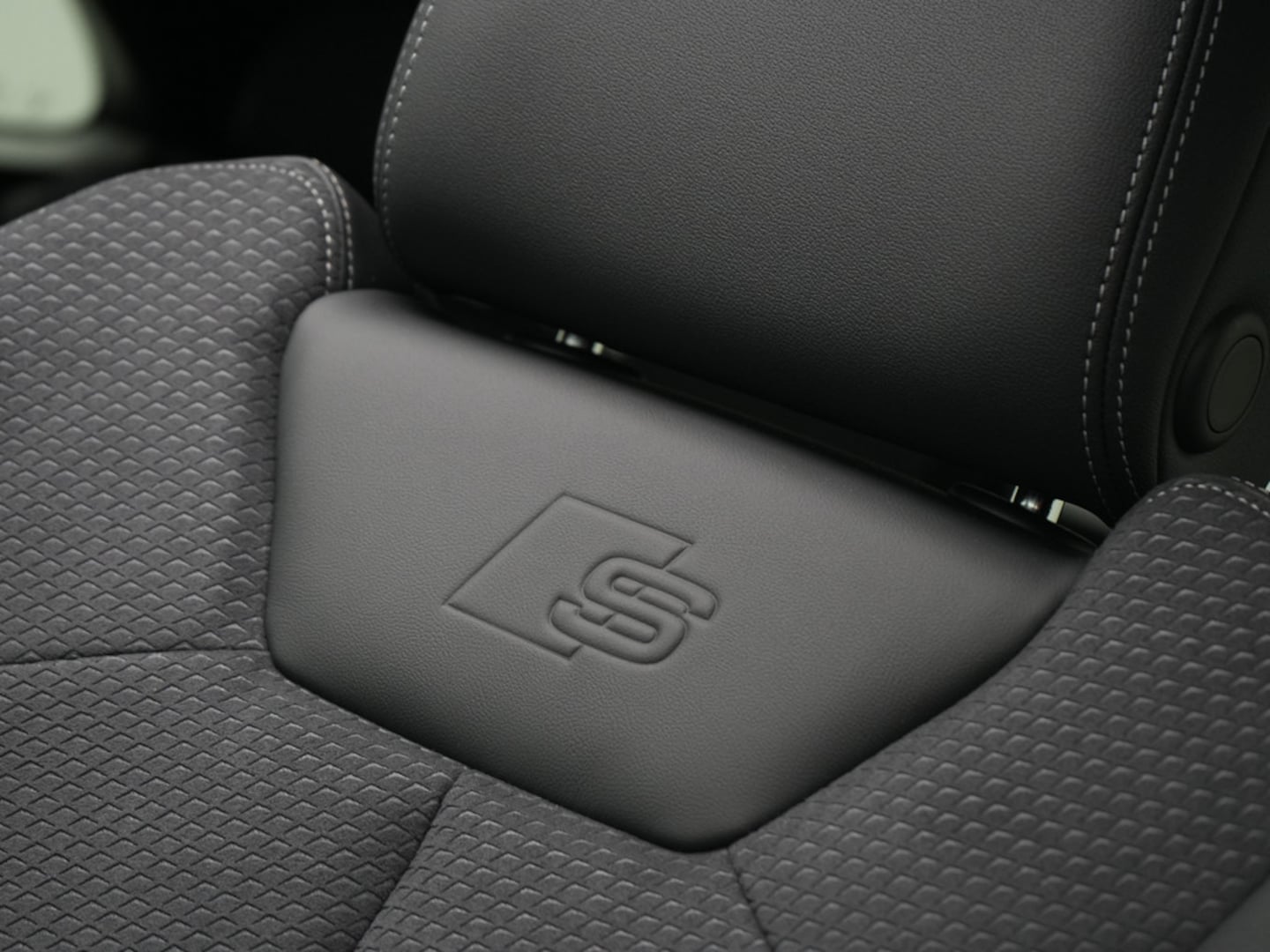 Bild über Audi Q3 Sportback TFSI 110 kW S tronic - für weitere Informationen kontaktieren Sie den Audi Partner