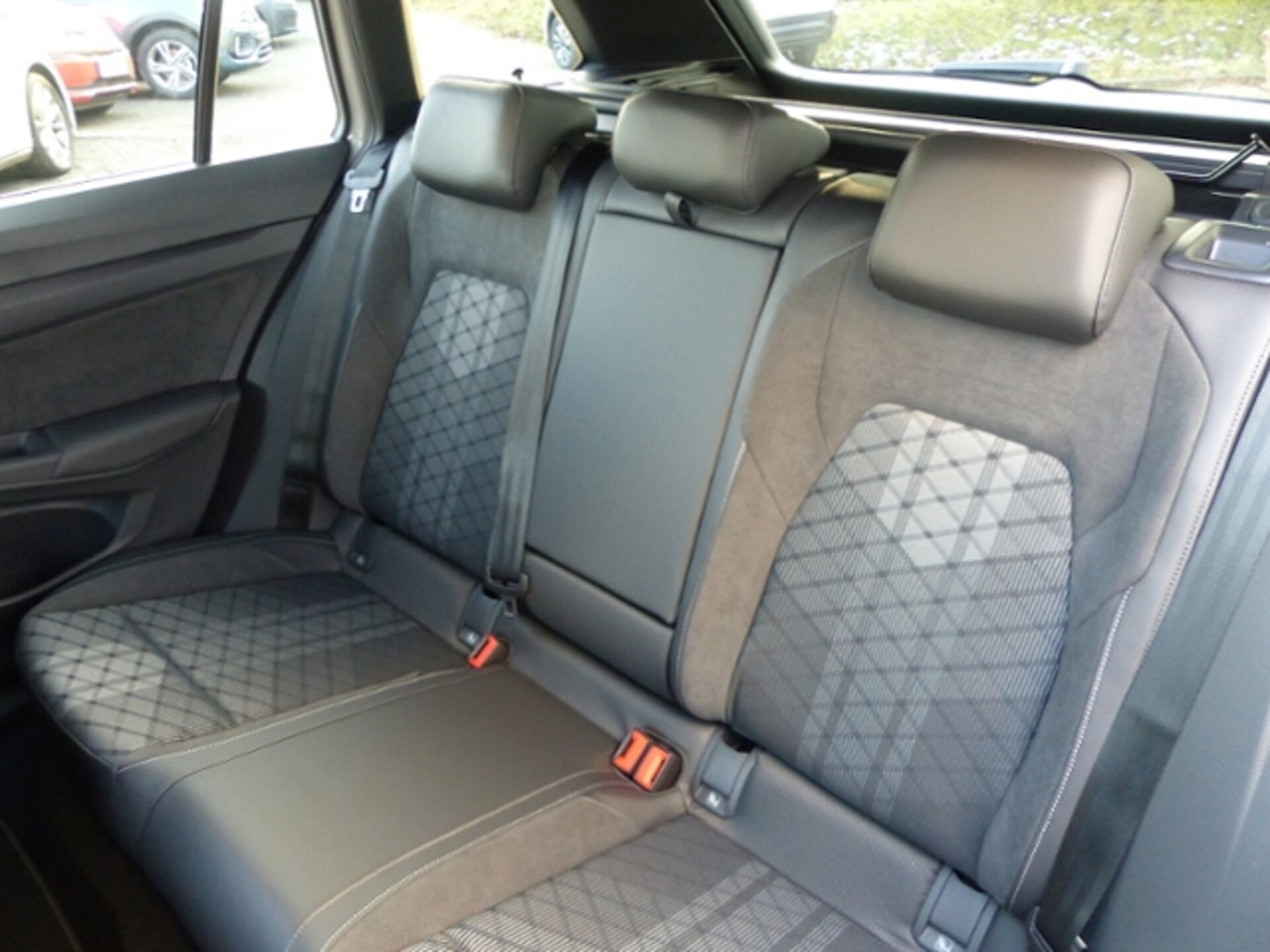 Volkswagen Golf Variant R-Line