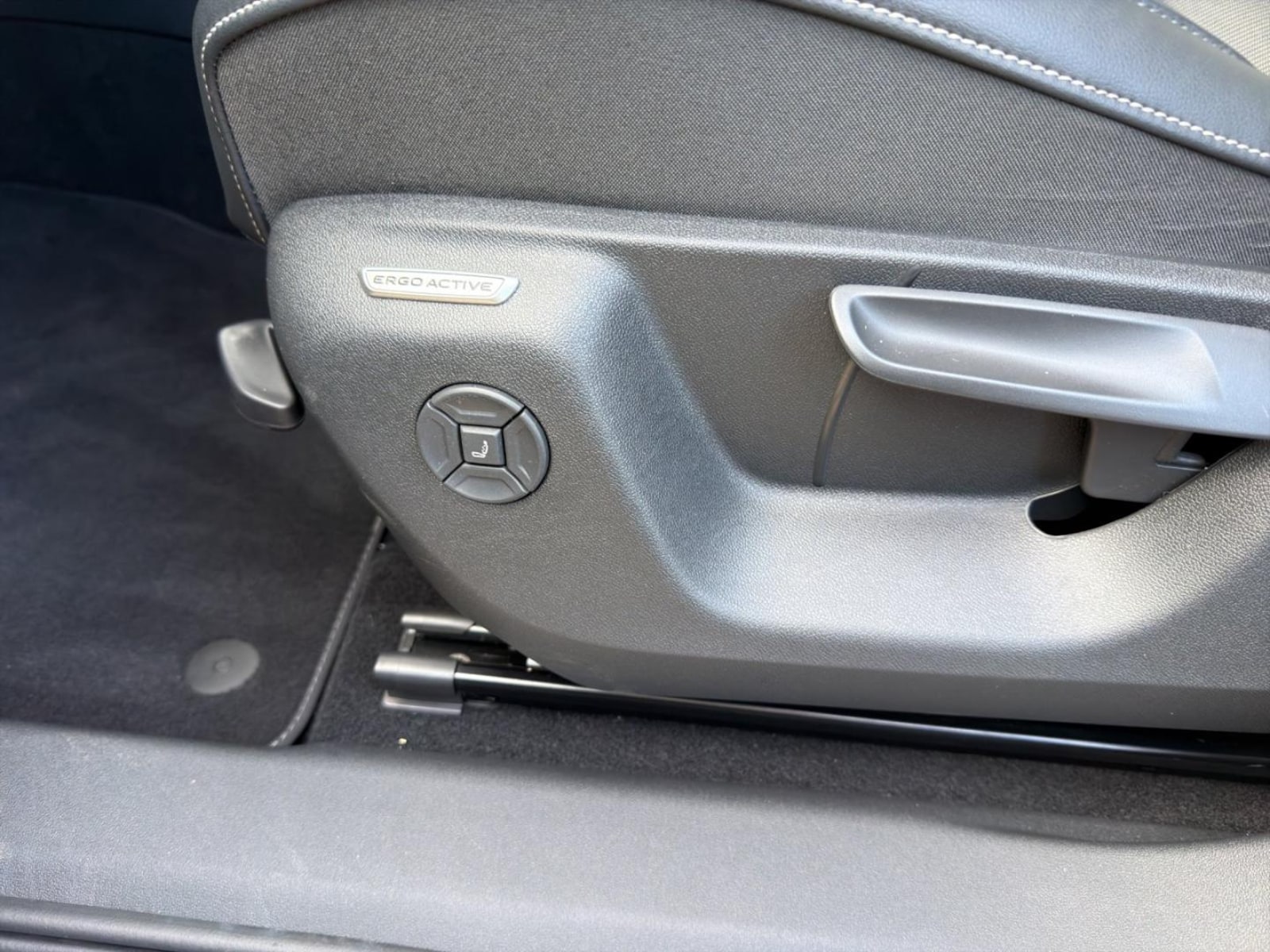 Volkswagen Tiguan – Bild 19