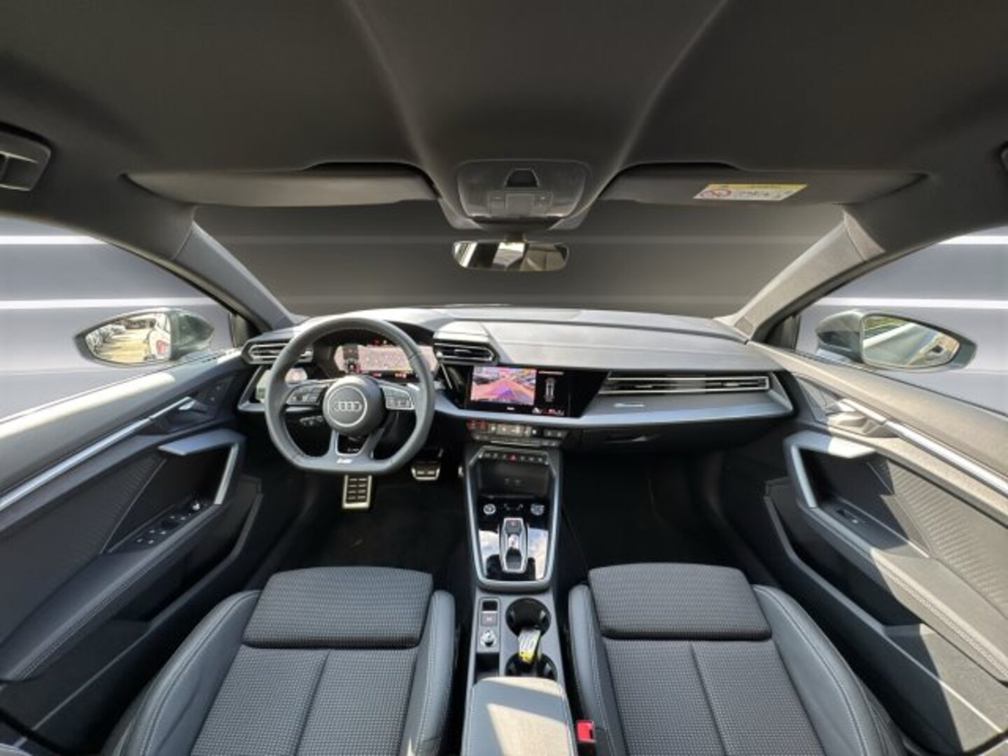 Bild über Audi A3 allstreet TDI S tronic - für weitere Informationen kontaktieren Sie den Audi Partner