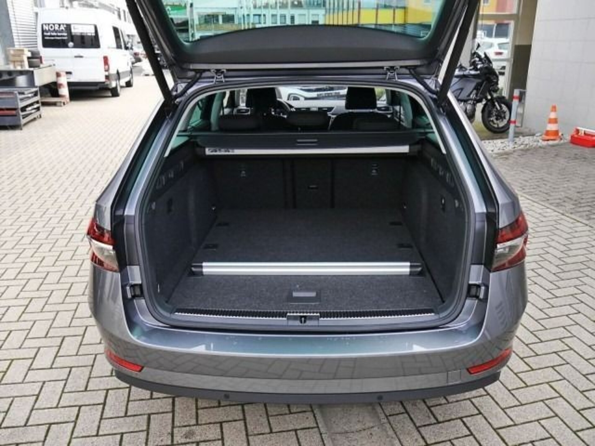 Skoda Superb Combi Style