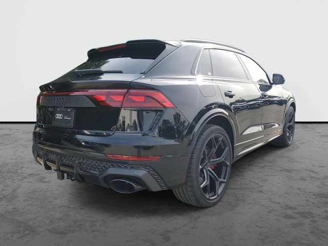 2026 Audi RS Q8 SUV performance