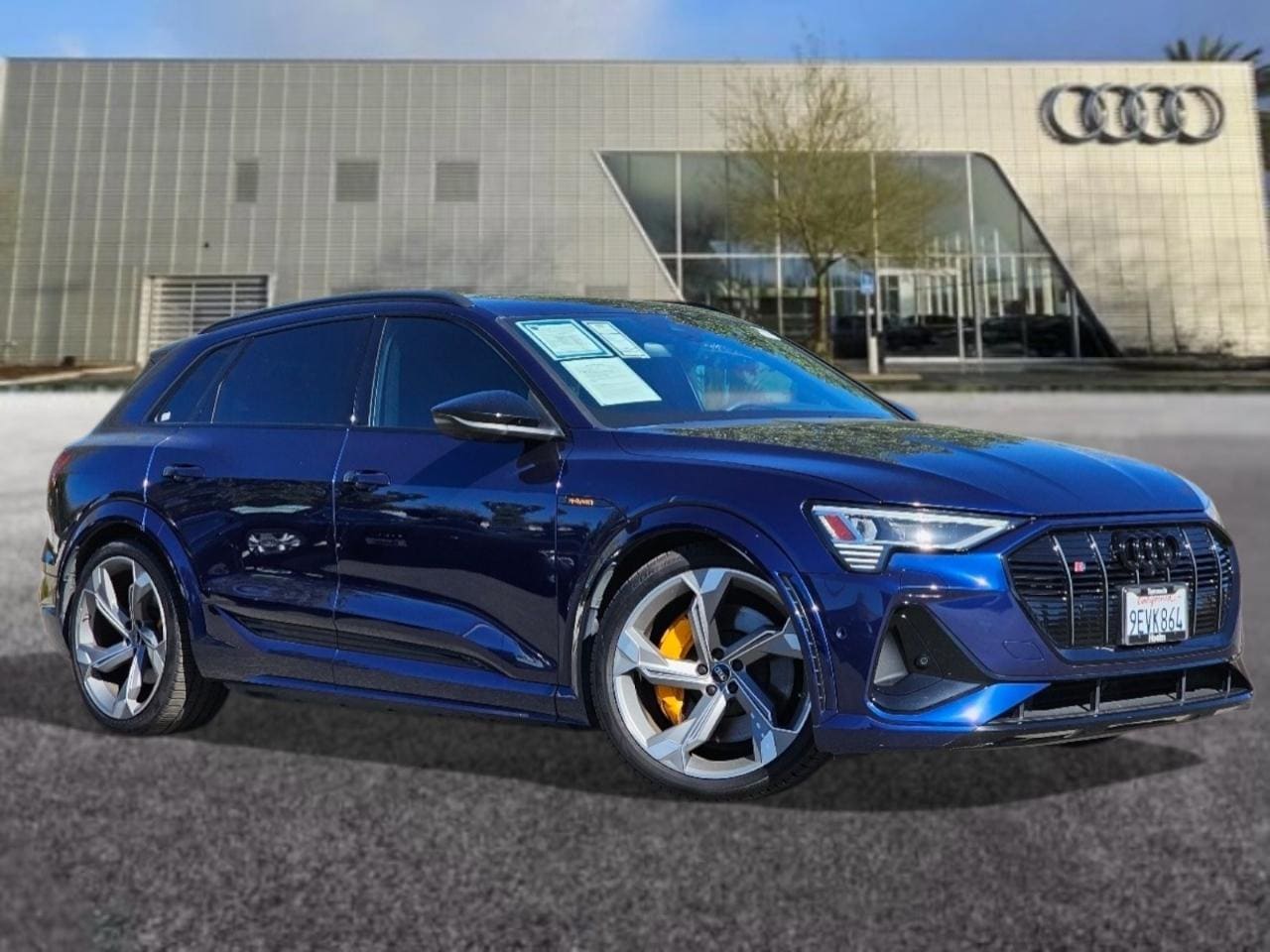 2023 Audi e-tron S 95 kWh Premium Plus quattro's photo