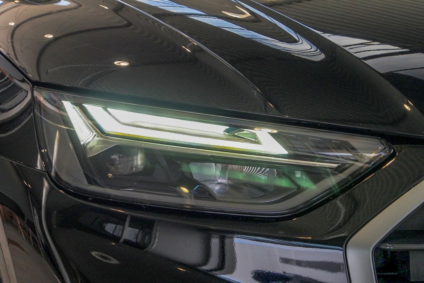 Image about Audi Q5 Sport 40 TDI quattro S tronic