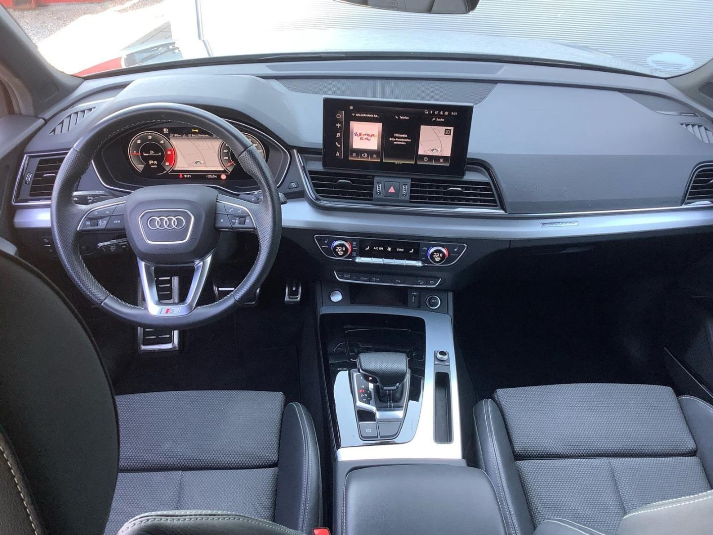 Image about Audi Q5 Sportback 40 TDI quattro S tronic