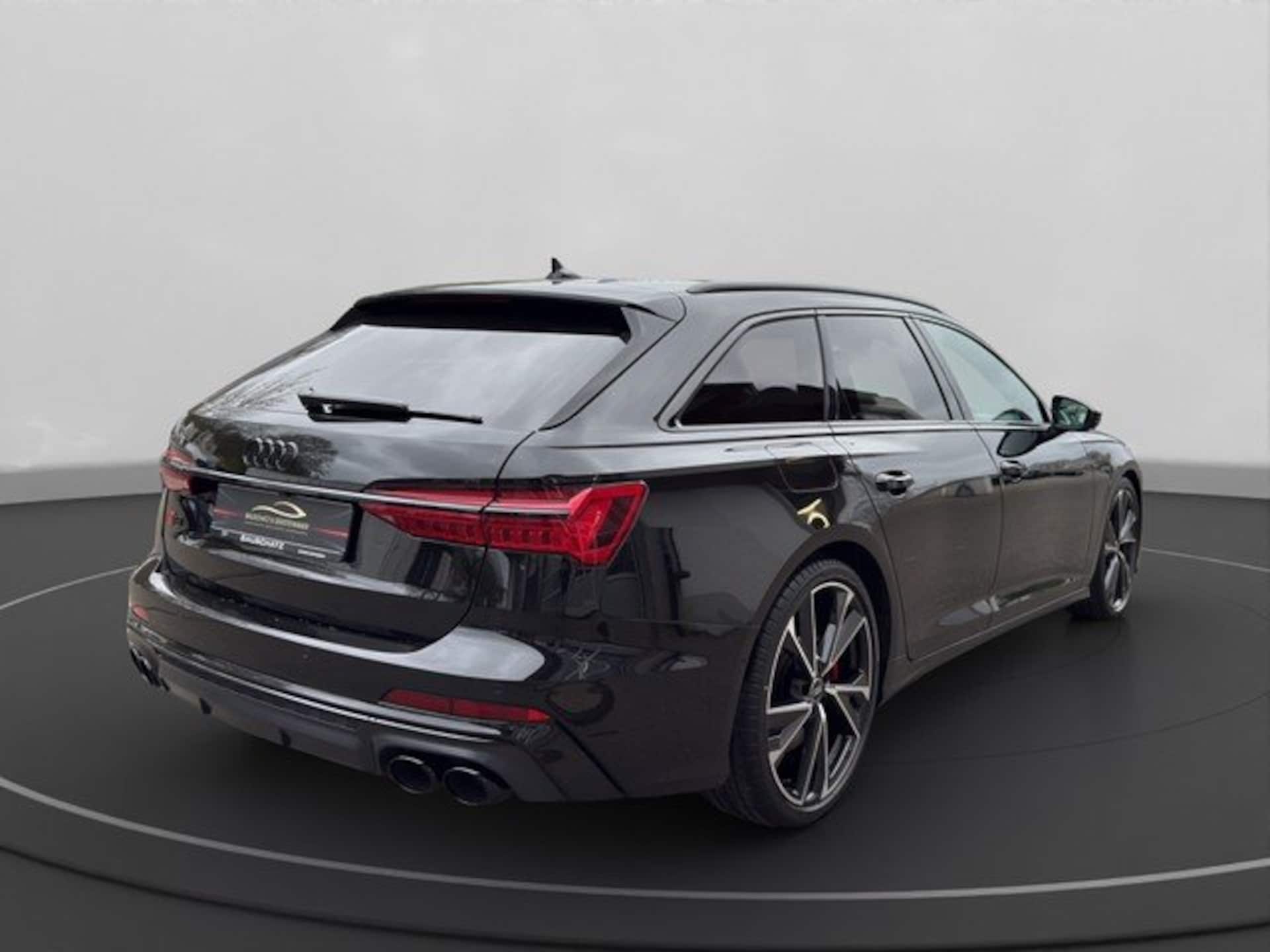 Audi S6 Avant
