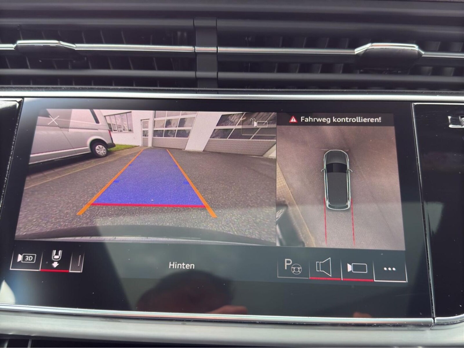 Audi Q7 – Bild 17