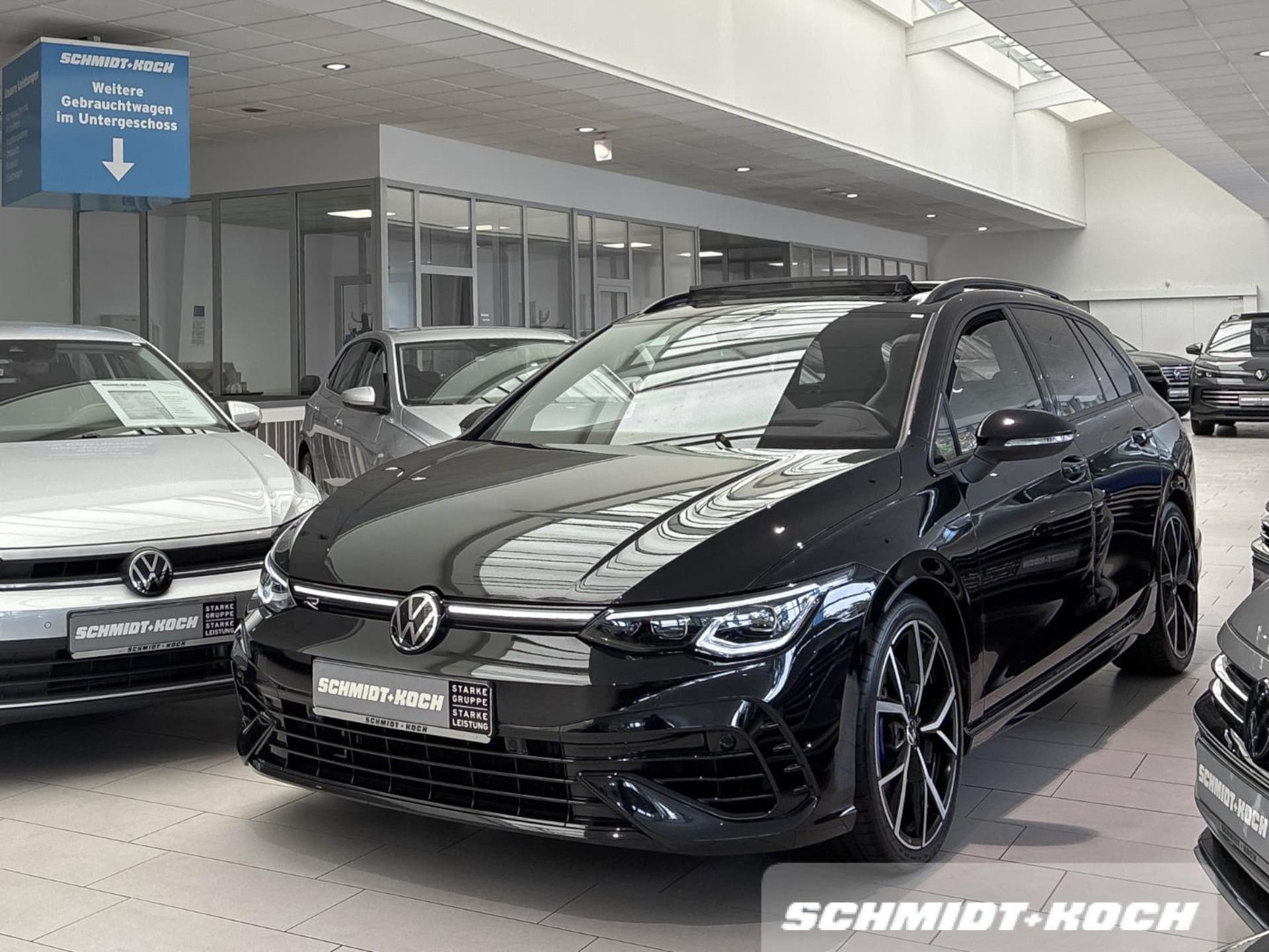 Volkswagen Golf Variant R