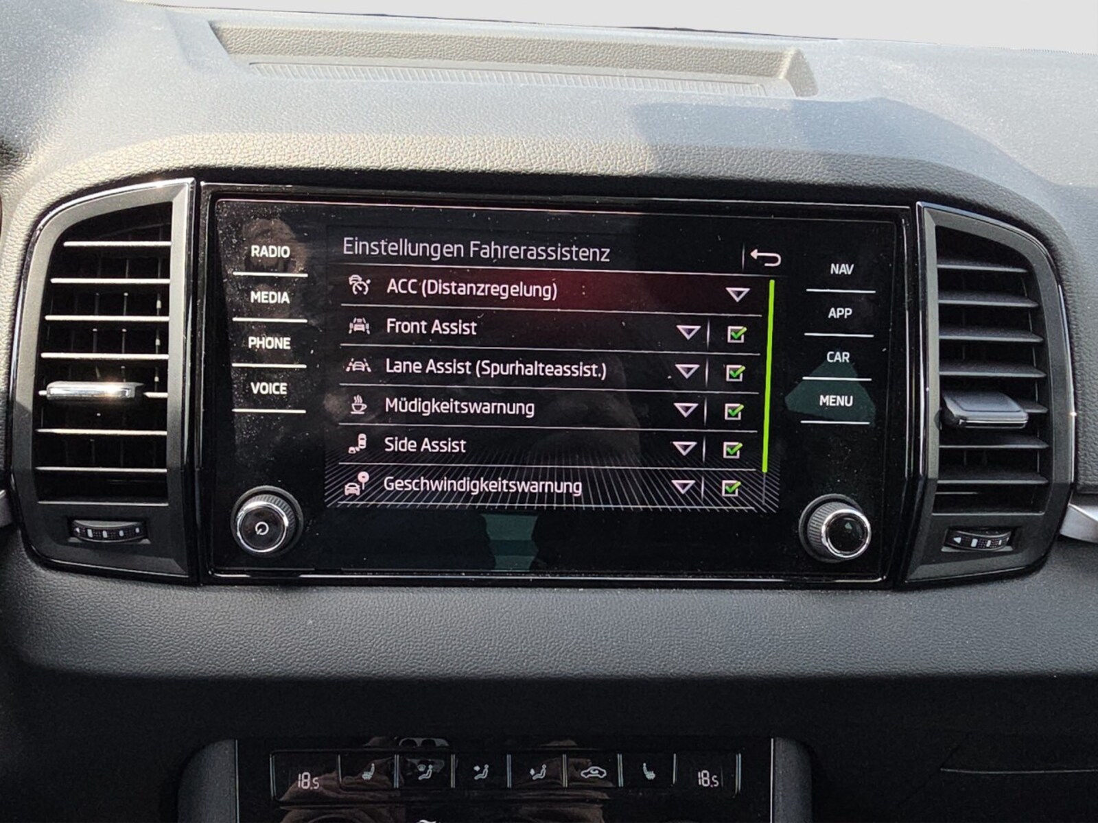 Škoda Karoq – Bild 13