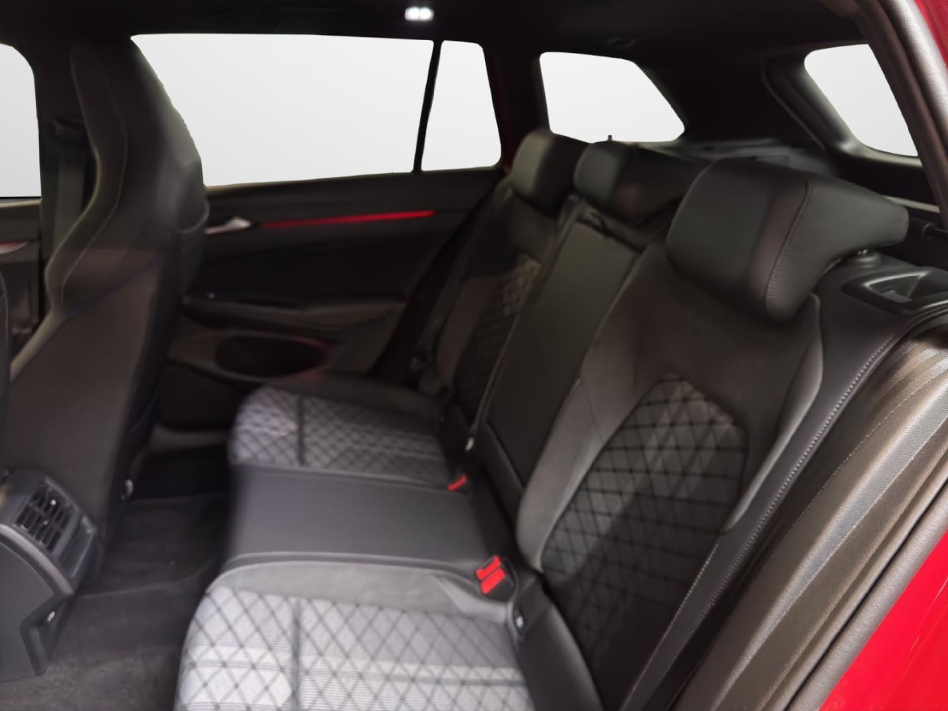 Volkswagen Golf Variant R-Line