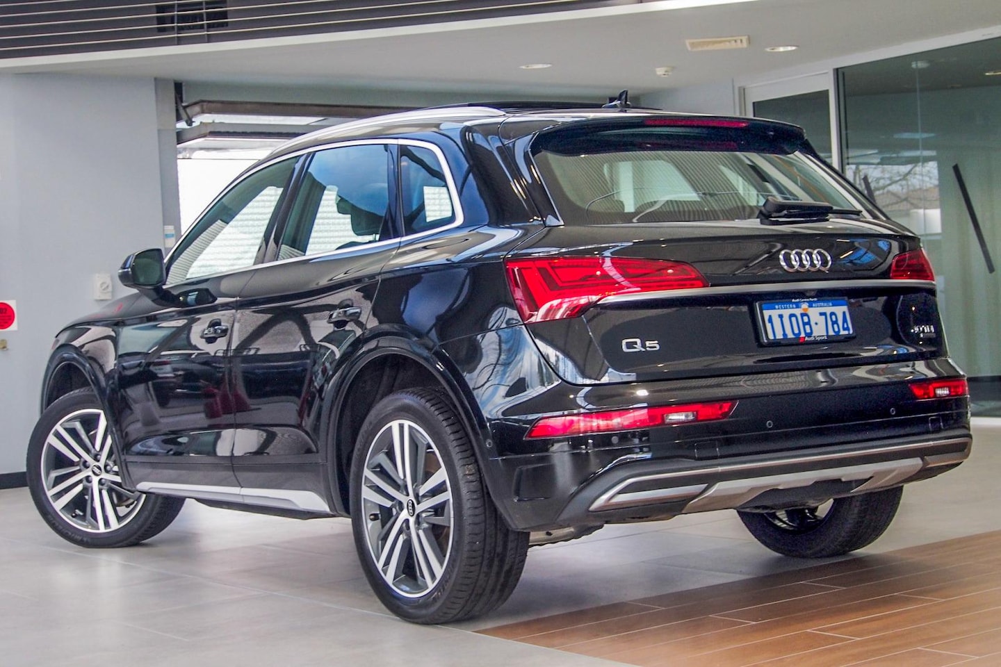 Image about Audi Q5 Sport 40 TDI quattro S tronic