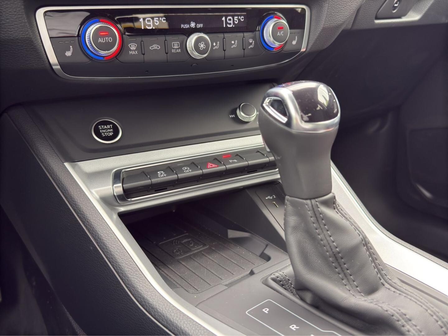 Bild über Audi Q3 advanced 35 TFSI S tronic - für weitere Informationen kontaktieren Sie den Audi Partner